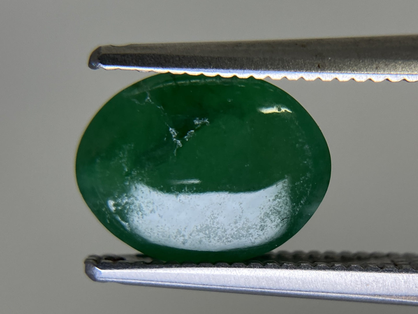 ひすい(ヒスイ 翡翠) 2.315ct 宝石ソーティング付き 9.4㎜×7.1㎜×4.0㎜ ルース( 裸石 ) 4723YY