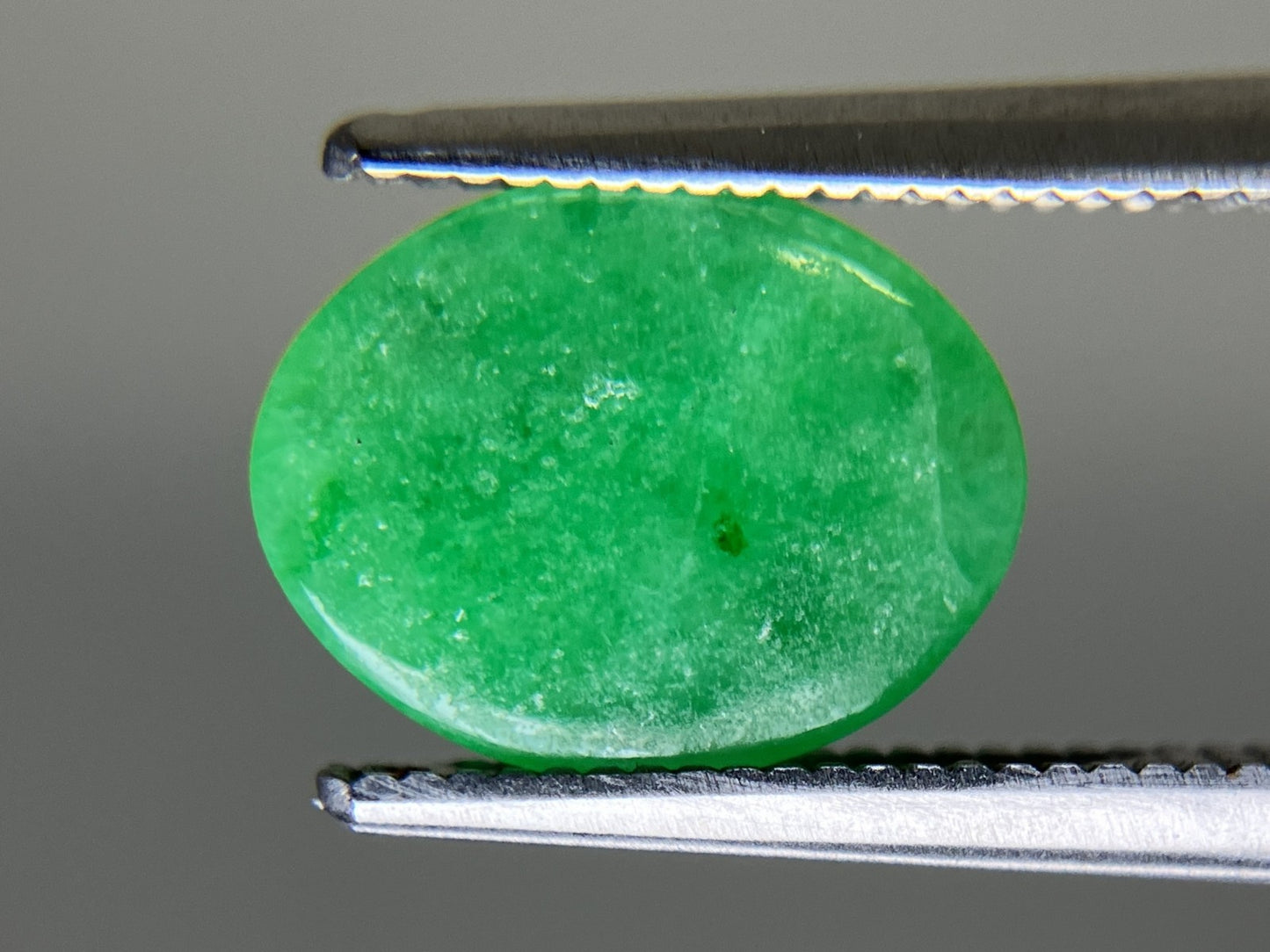 ひすい(ヒスイ 翡翠) 2.208ct 宝石ソーティング付き 10.3㎜×8.1㎜×3.0㎜ ルース( 裸石 ) 4769YY