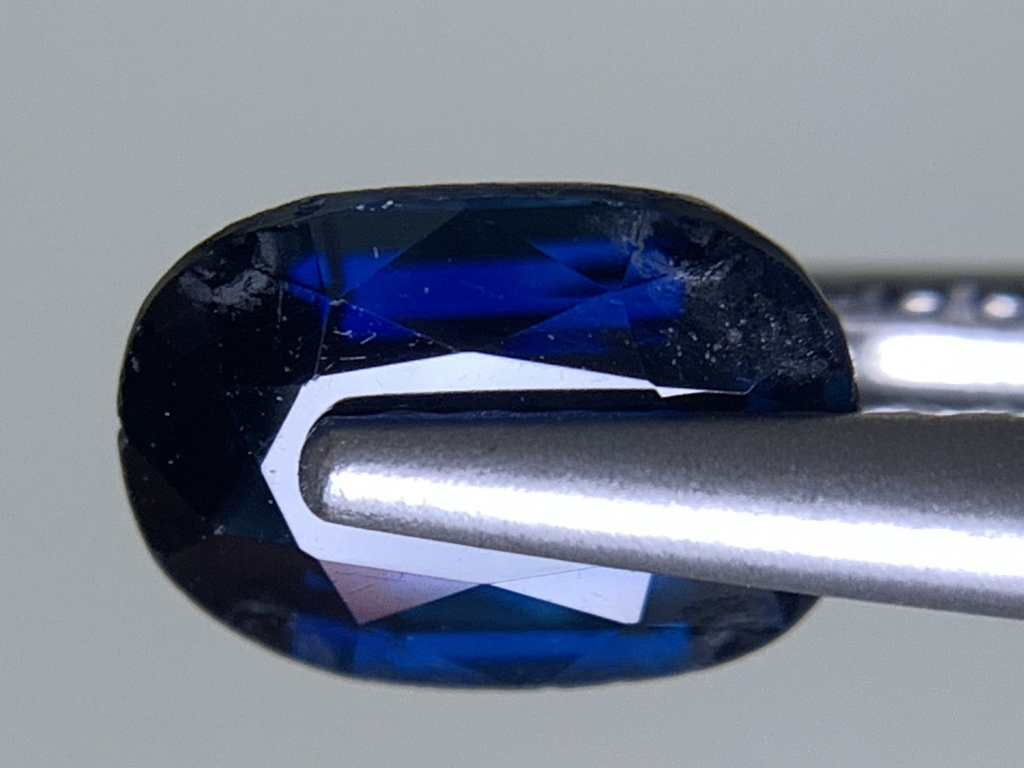 サファイア 天然 1.219ct 宝石ソーティング付き 7.3㎜×5.4㎜×3.3㎜ ルース( 裸石 ) 8213Y