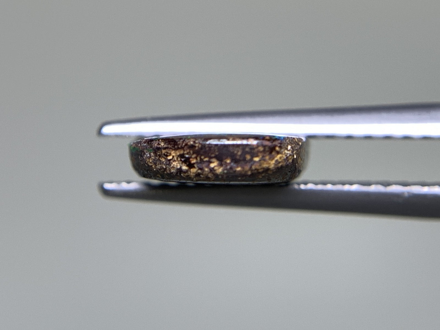ボルダーオパール 2.347ct 宝石ソーティング付き 12.1㎜×8.0㎜×2.4㎜ 天然 ルース( 裸石 ) 4598Y