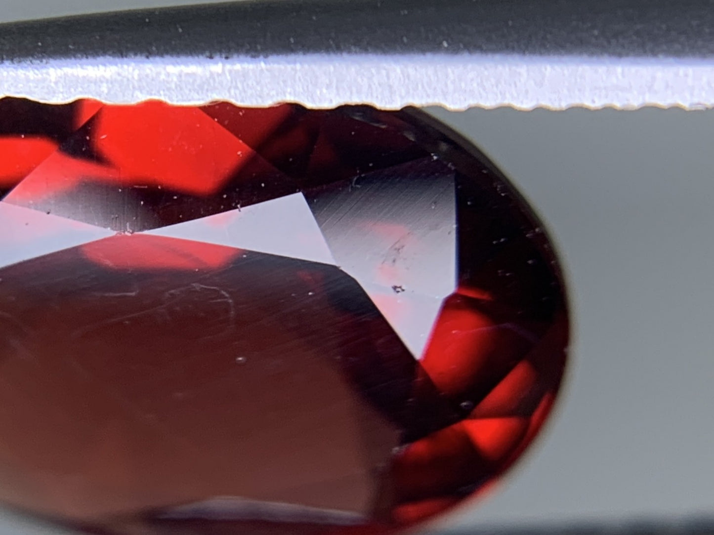 ガーネット 天然 3.054ct 宝石ソーティング付き 10.2㎜×8.3㎜×4.6㎜ ルース( 裸石 ) 6432Y