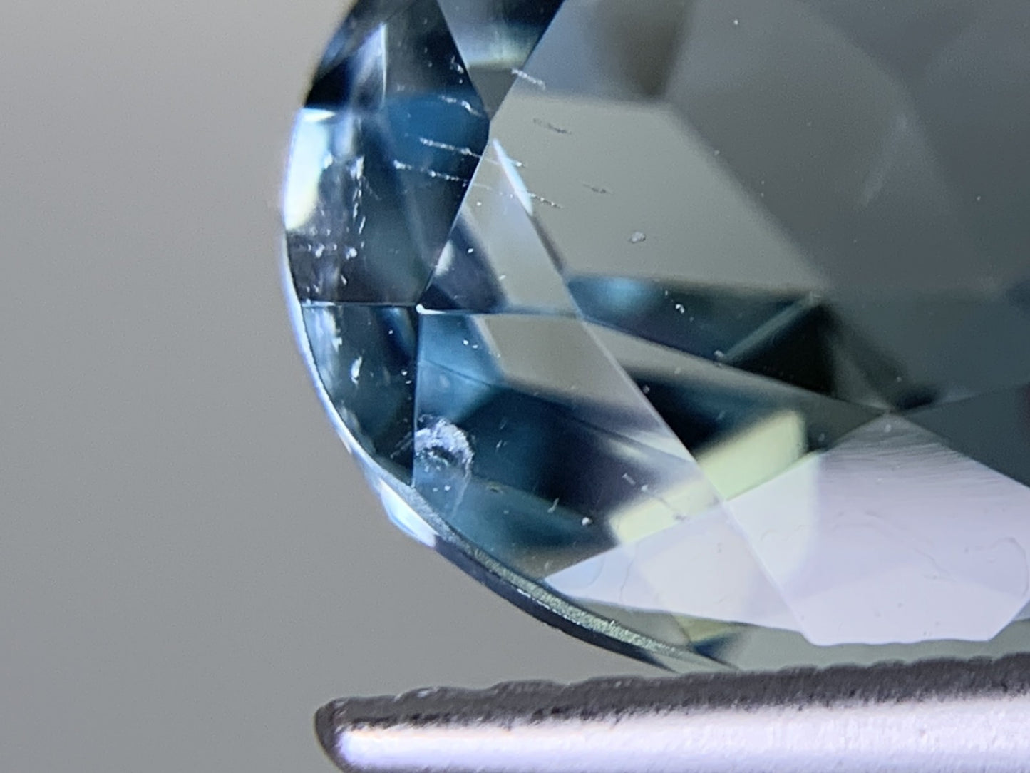 アクアマリン 天然 4.934ct 宝石ソーティング付き 12.0㎜×10.0㎜×7.0㎜ ルース( 裸石 ) 6322Y