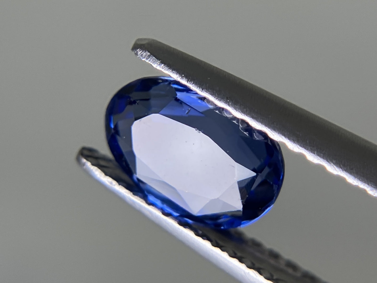 サファイア 1.78ct GIA宝石鑑別書付き No Heat Sri Lanka 8.13㎜×5.69㎜×3.69㎜ 天然 ルース( 裸石 ) 5091YY