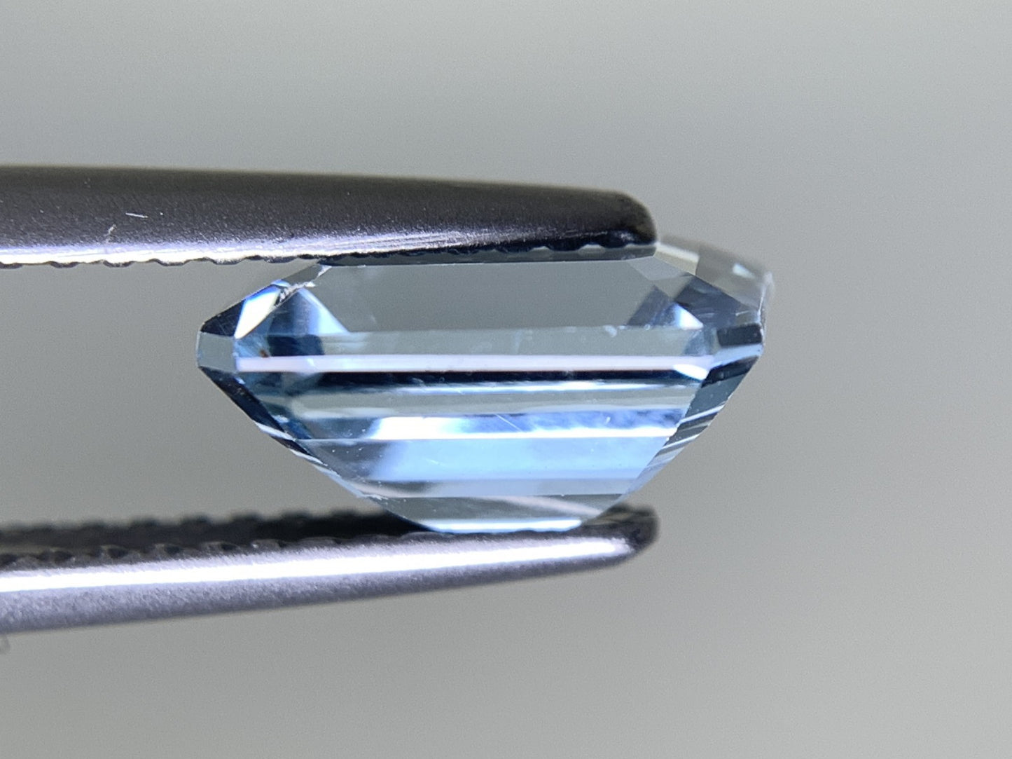 アクアマリン 天然 2.194ct 宝石ソーティング付き 9.1㎜×6.9㎜×4.8㎜ ルース( 裸石 ) 6969Y