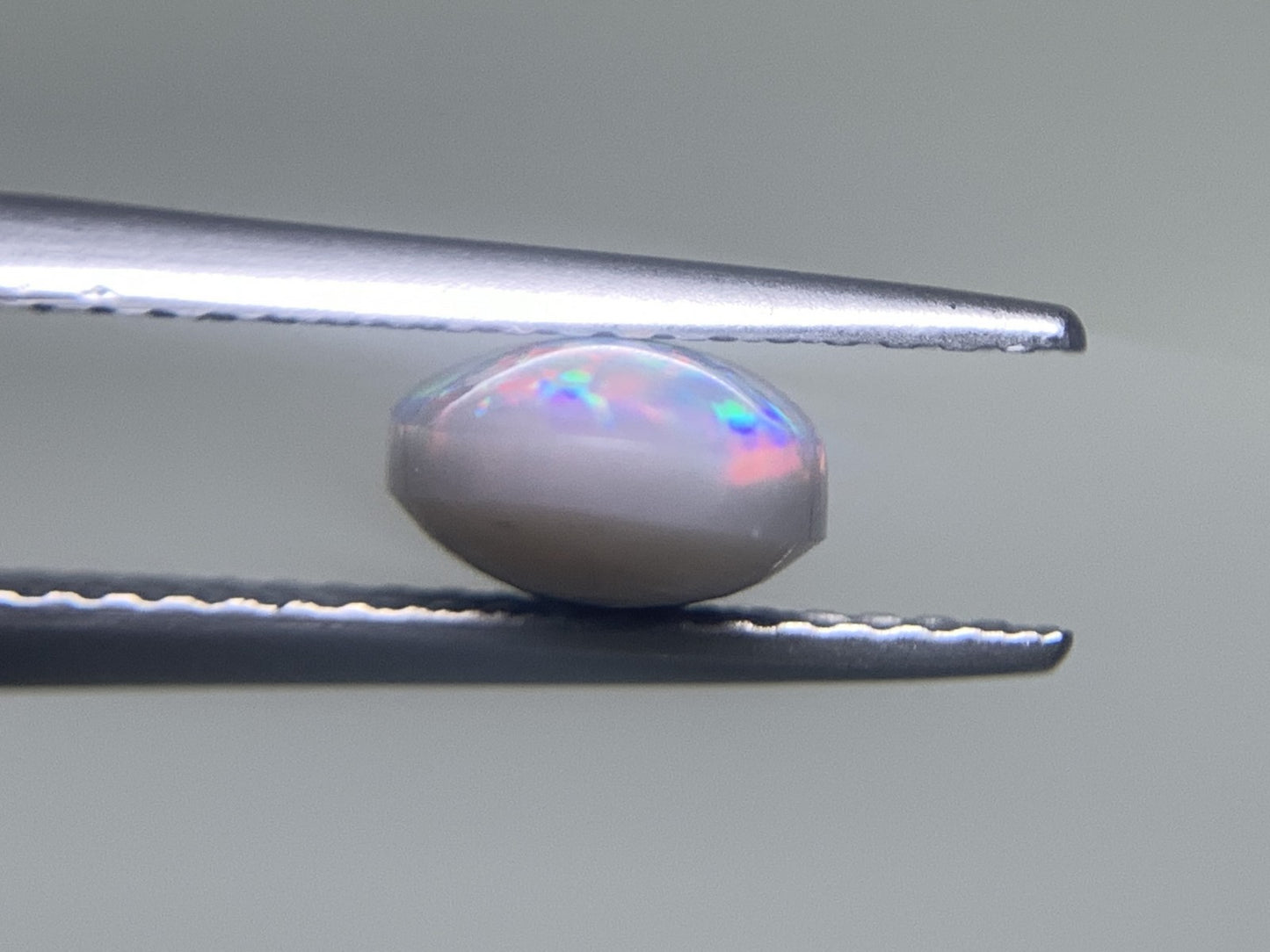 ブラックオパール 1.586ct 宝石ソーティング付き 10.4㎜×6.5㎜×3.9㎜ ルース( 裸石 ) 3188Y
