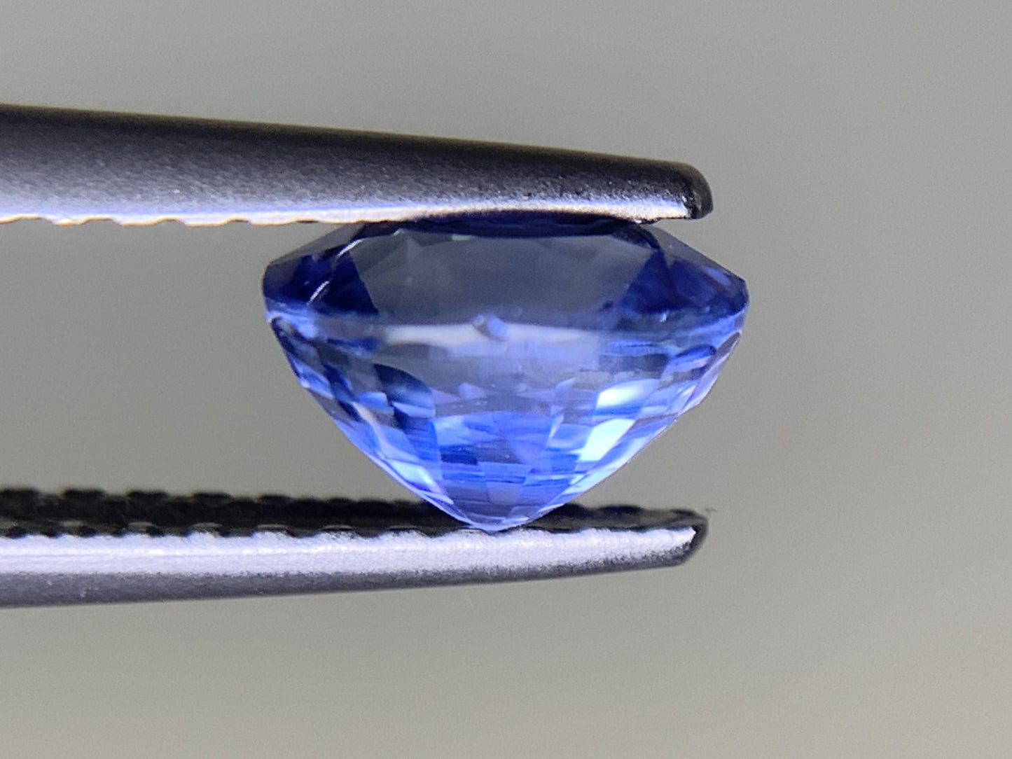 サファイア 1.172ct 宝石ソーティング付き 6.2㎜×5.1㎜×4.1㎜ ルース( 裸石 ) 1841Y