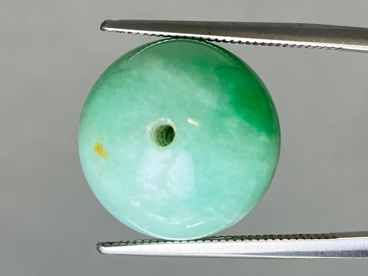 ひすい(ヒスイ 翡翠) 天然 34.028ct 宝石ソーティング付き 15.7㎜×15.7㎜ ルース( 裸石 ) 7866YY