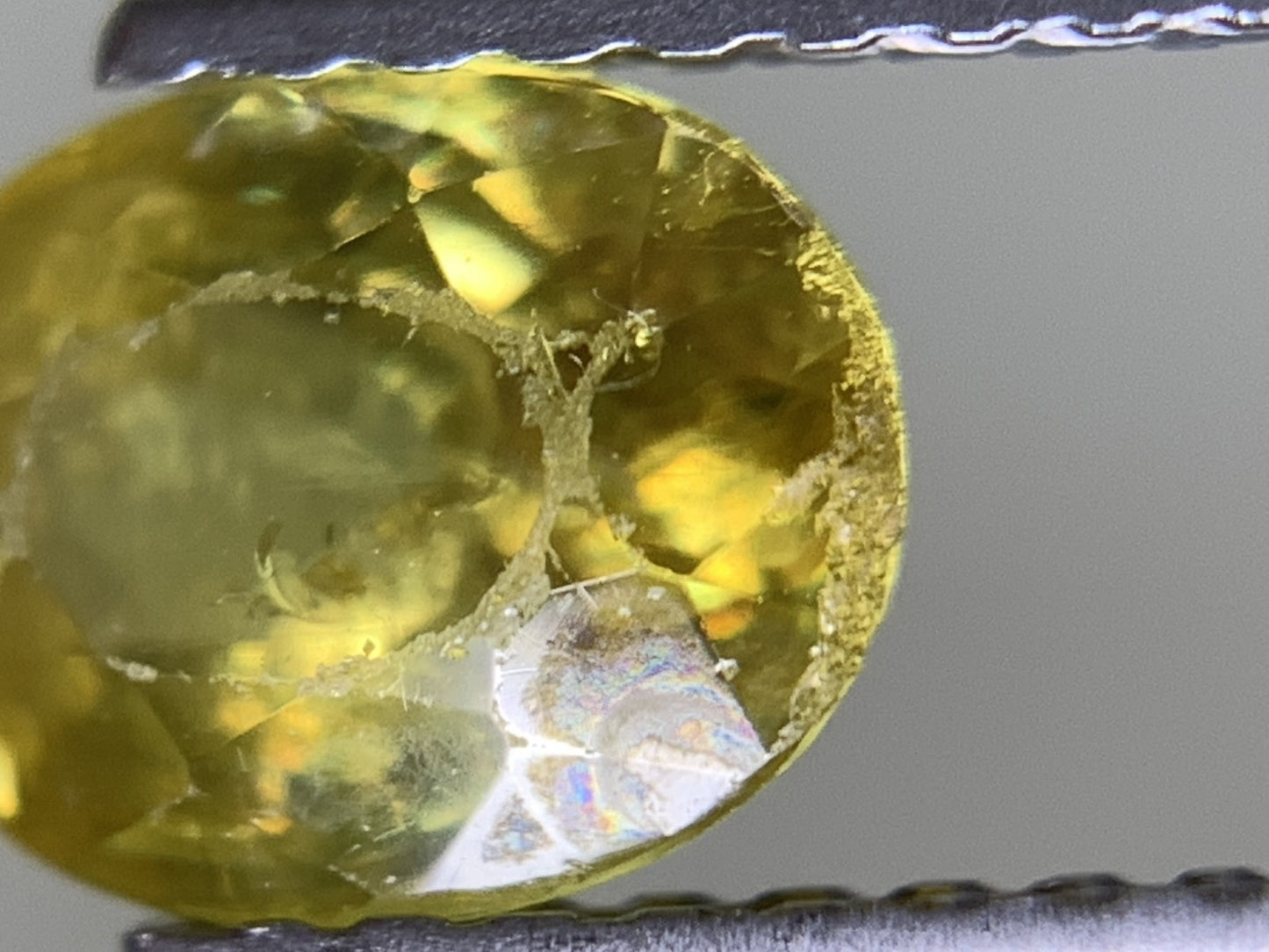 スフェーン 天然 1.033ct 宝石ソーティング付き 6.9㎜×5.2㎜×3.6㎜ ルース( 裸石 ) 5367Y