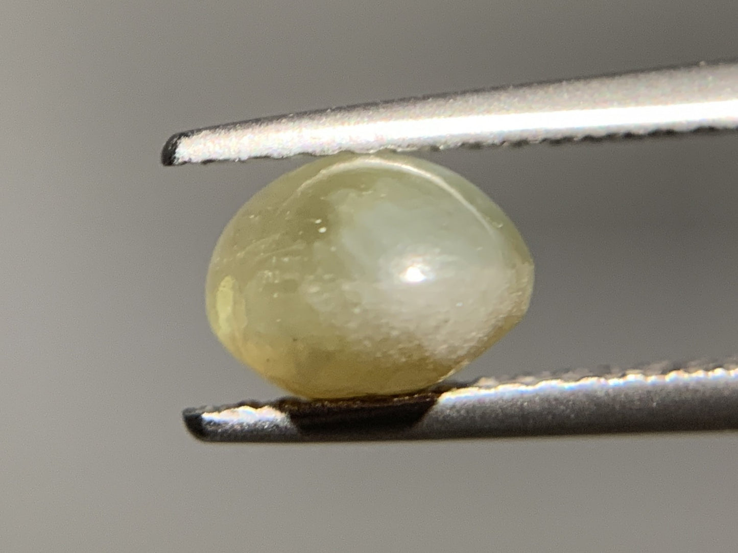 クリソベリルキャッツアイ 天然 2.134ct 宝石ソーティング付き 6.5㎜×6.8㎜×4.9㎜ ルース( 裸石 ) 6313Y