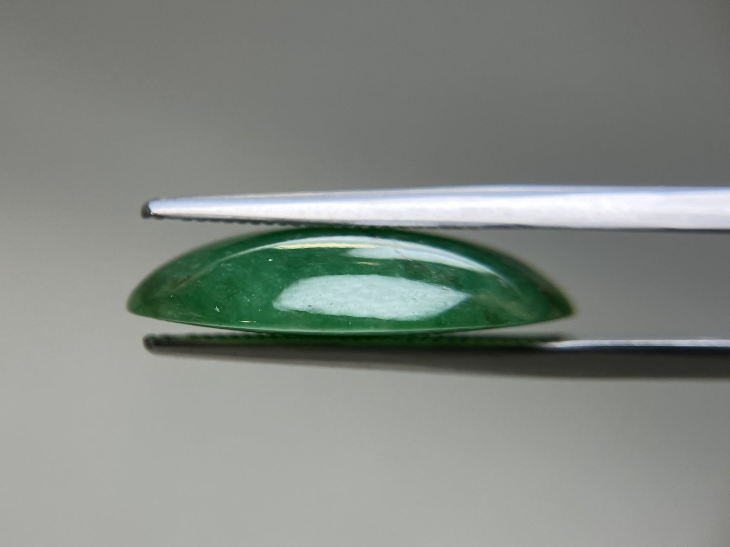 ヒスイ 翡翠 天然 12.111ct 宝石ソーティング付き 20.2㎜×14.5㎜×4.8㎜ 天然 ルース( 裸石 ) 5264YY