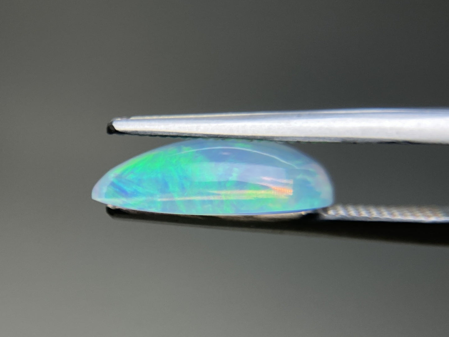 オパール 天然 1.789ct 宝石ソーティング付き 13.6㎜×7.2㎜×3.8㎜ ルース( 裸石 ) 5137YY