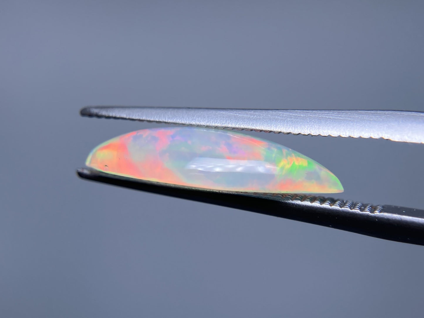 2.126ct 宝石ソーティング付き 16.9㎜×7.3㎜×3.7㎜ ルース( 裸石 ) 3609S