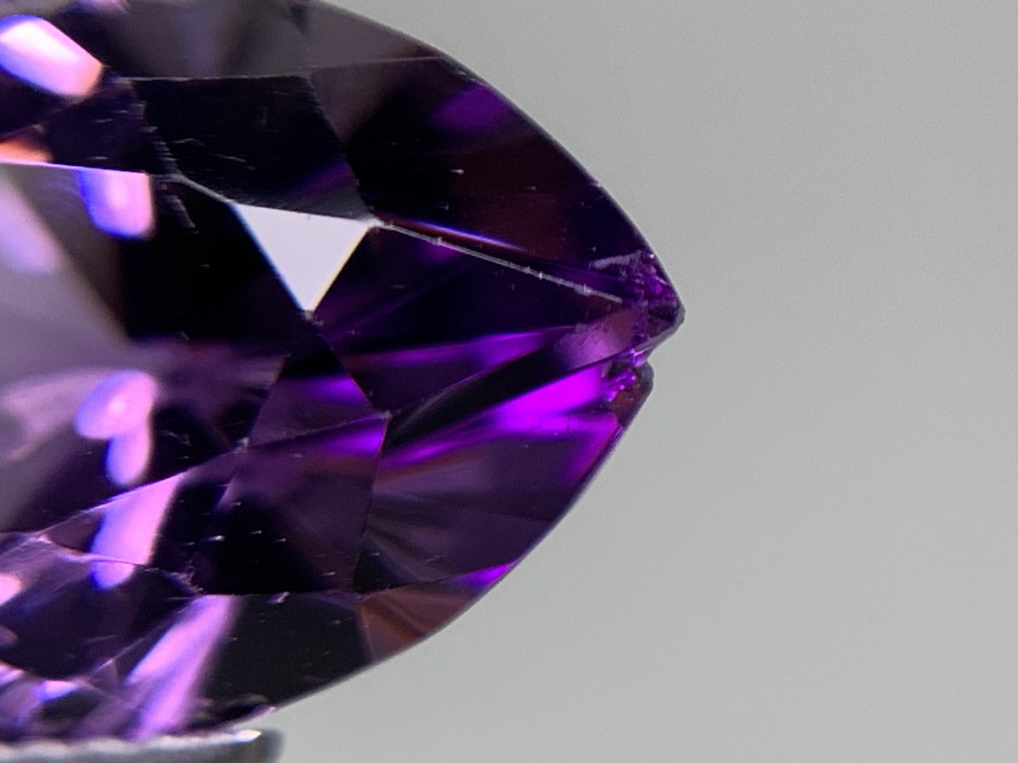 アメシスト 天然 6.915ct 宝石ソーティング付き 17.3㎜×10.7㎜×8.0㎜ ルース( 裸石 ) 8310Y