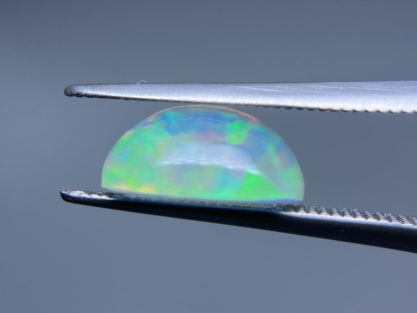 オパール 2.867ct 宝石ソーティング付き 11.3㎜×8.8㎜×5.2㎜ ルース( 裸石 ) 3601S