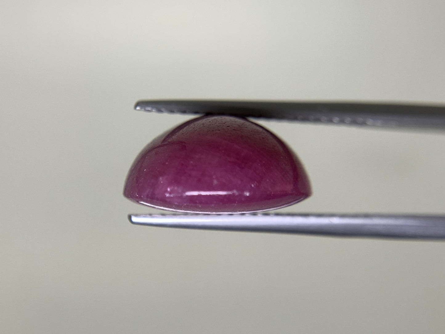 ルビー 天然 15.044ct 宝石ソーティング付き 16.1㎜×13.1㎜×6.8㎜ ルース( 裸石 ) 7177Y