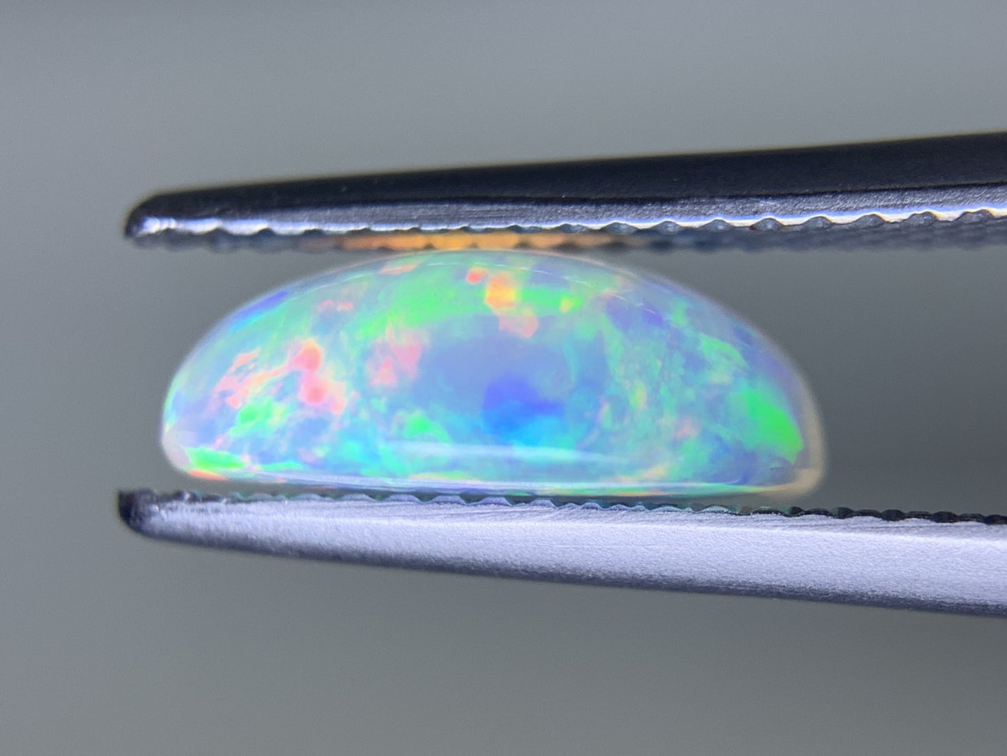 オパール 2.549ct 宝石ソーティング付き 12.0㎜×9.9㎜×4.6㎜ ルース( 裸石 ) 3926Y