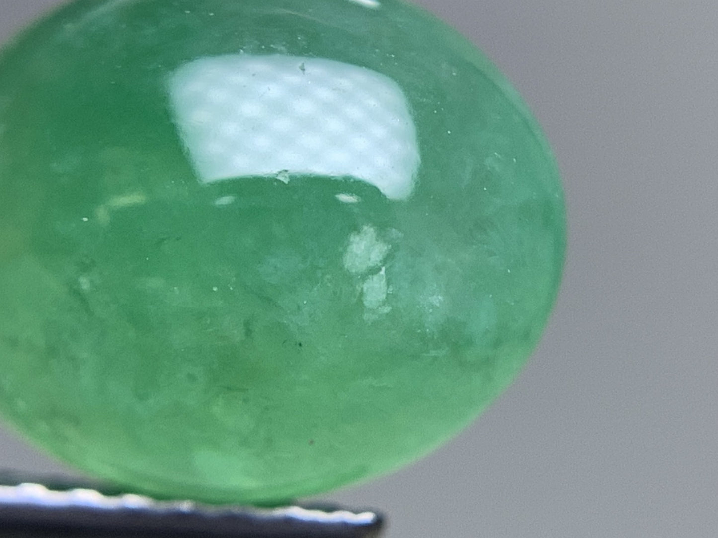 ヒスイ 翡翠 天然 4.038ct 宝石ソーティング付き 11.0㎜×8.8㎜×4.5㎜ ルース( 裸石 ) 5346Y