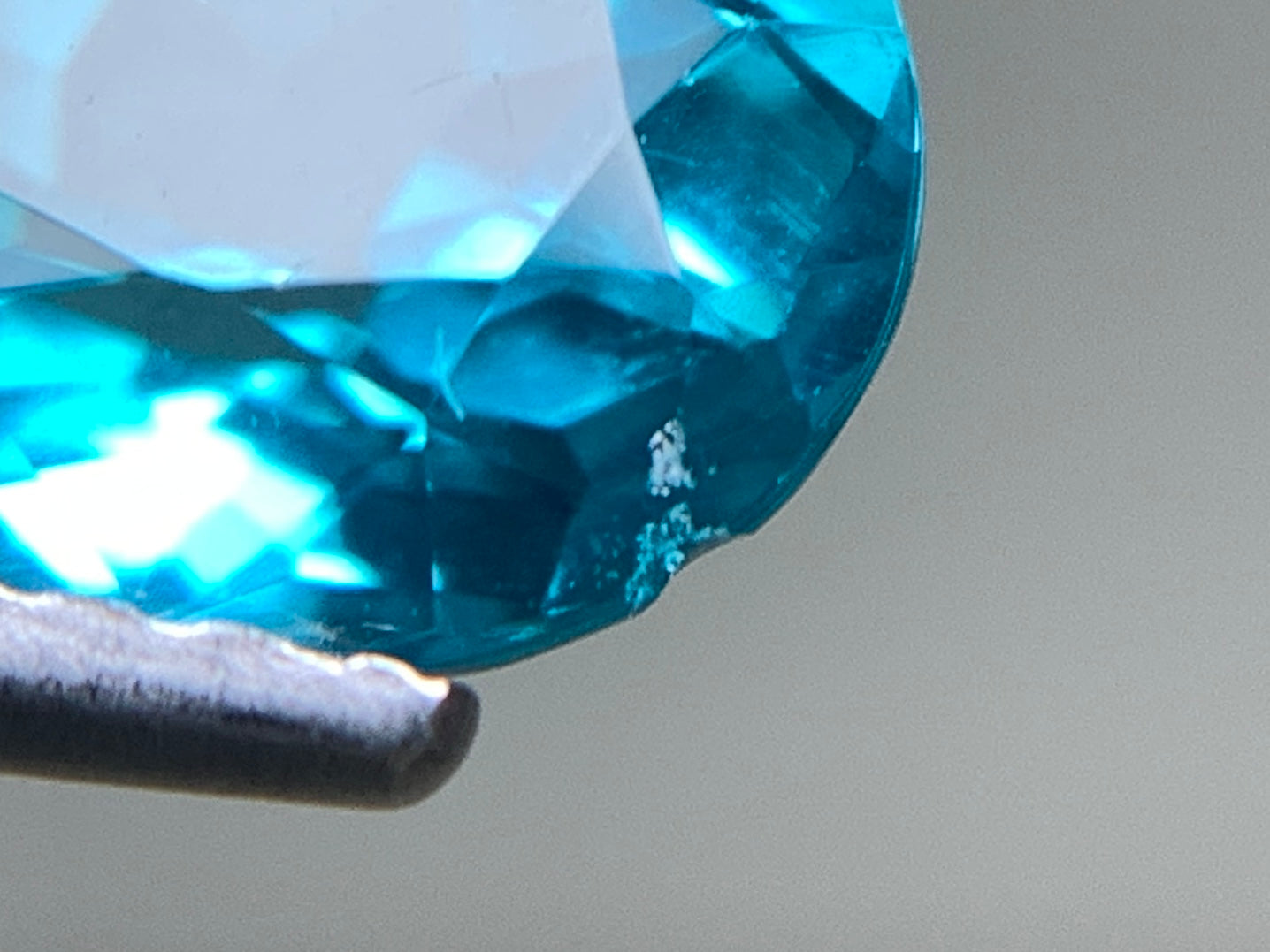 アパタイト 1.666ct 宝石ソーティング付き 8.1㎜×6.9㎜×4.4㎜ 天然 ルース( 裸石 ) 4775Y