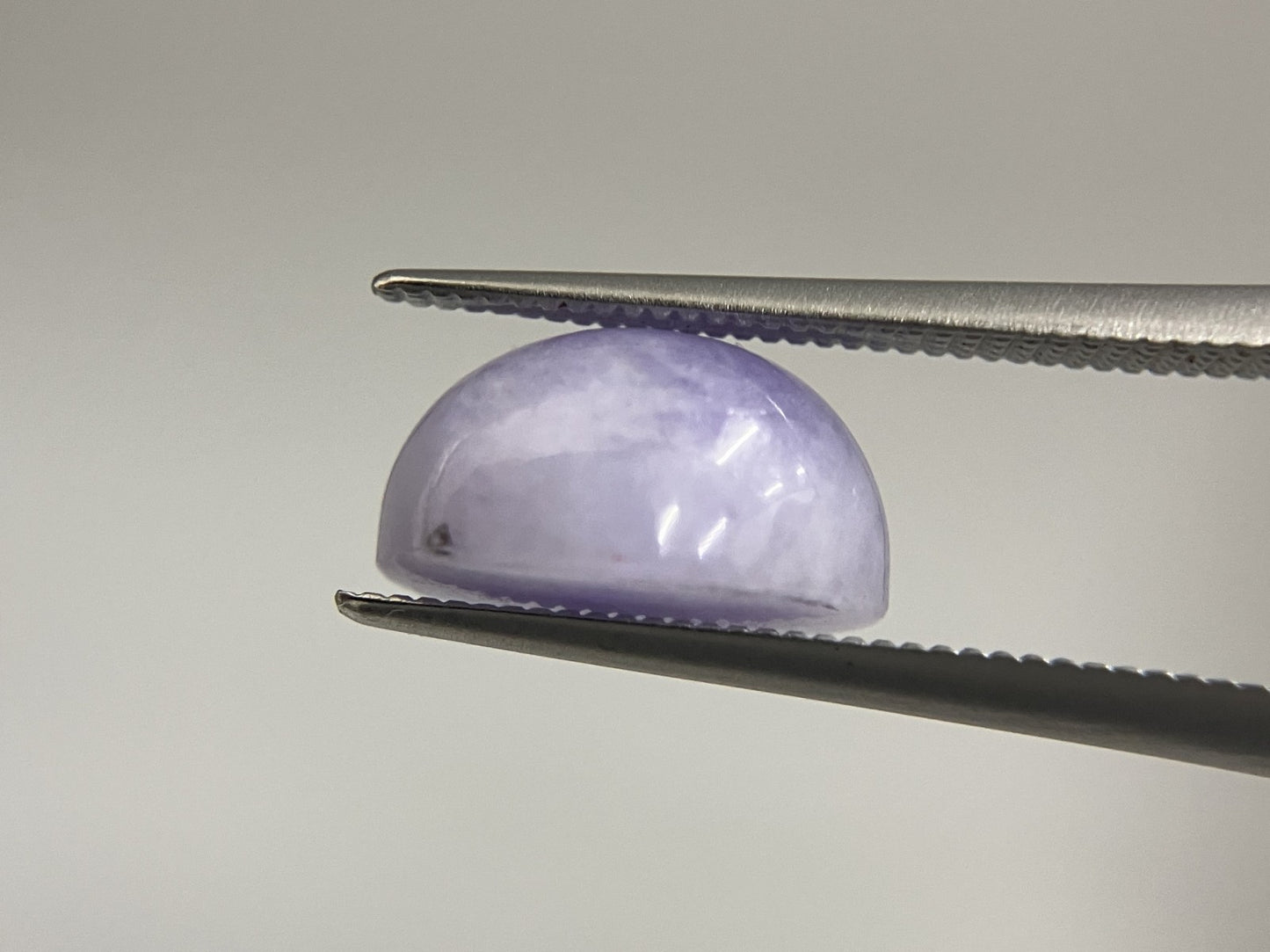 翡翠(ひすい) 7.307ct 宝石ソーティング付き 11.3㎜×10.1㎜×6.3㎜ ルース( 裸石 ) 3777S