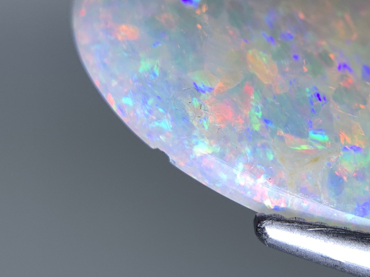オパール 天然 8.685ct 宝石ソーティング付き 24.0㎜×16.3㎜×3.7㎜ ルース( 裸石 ) 7346Y