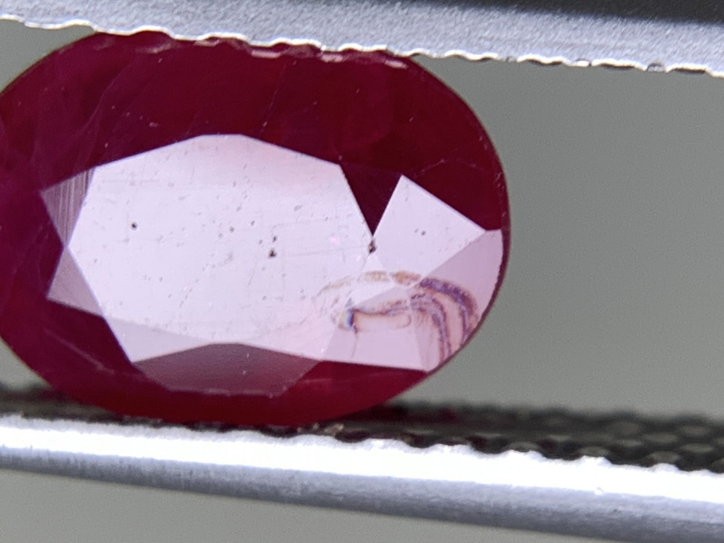ルビー 天然 1.057ct 宝石ソーティング付き 6.7㎜×5.2㎜×3.3㎜ ルース( 裸石 ) 5761Y