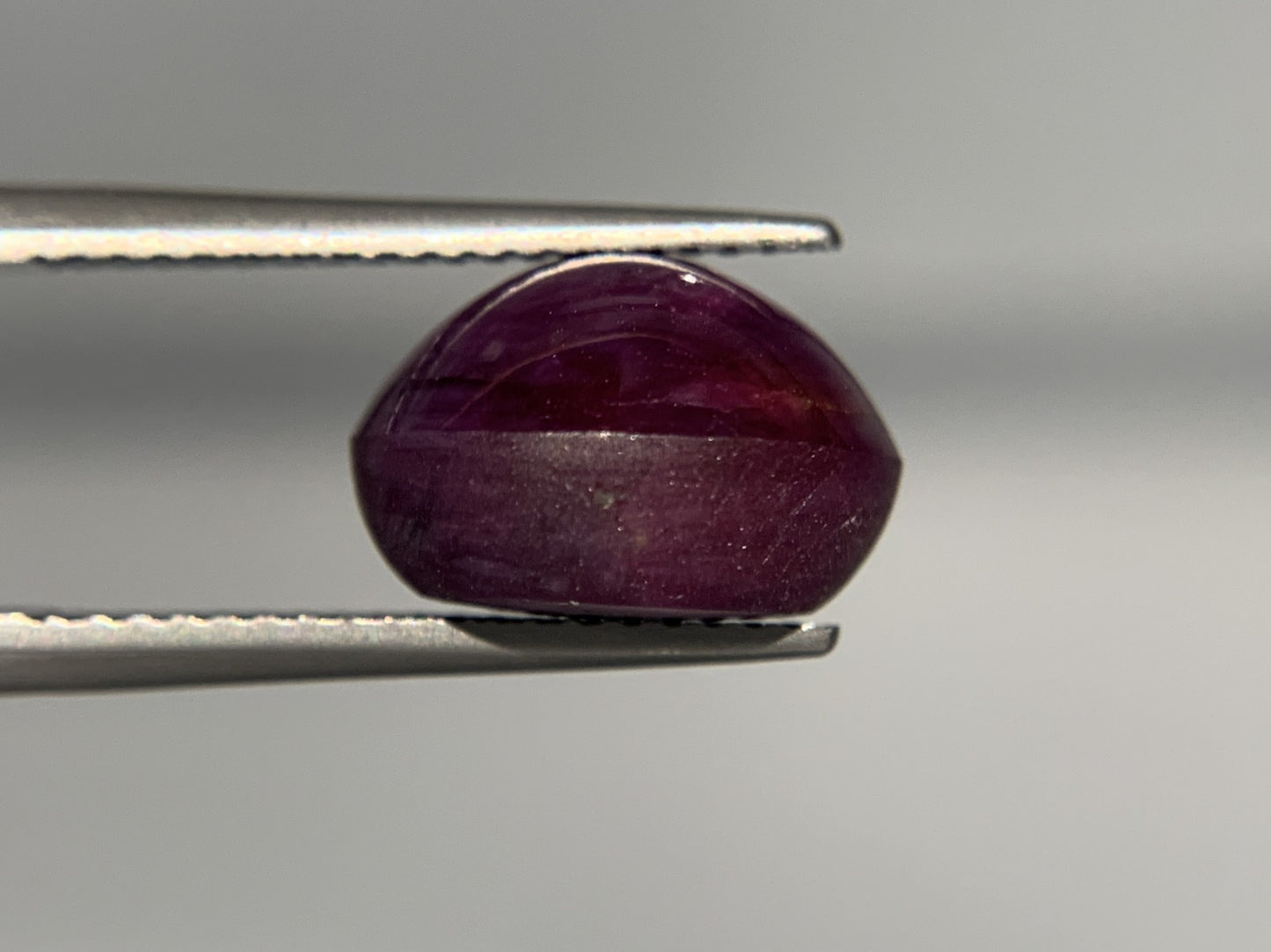 スタールビー 9.767ct 宝石ソーティング付き 11.7㎜×10.1㎜×7.7㎜ ルース( 裸石 ) 1719Y