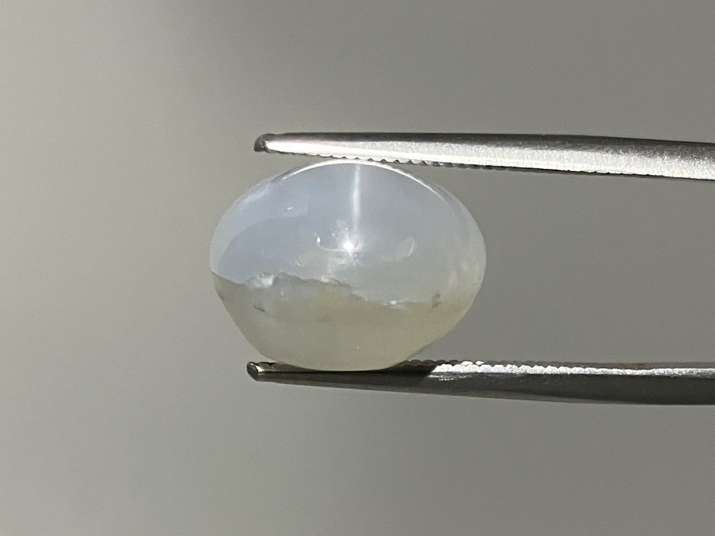 スターサファイア 天然 14.750ct 中央宝石ソーティング付き 12.6㎜×11.7㎜×9.3㎜ ルース( 裸石 ) 6110YY