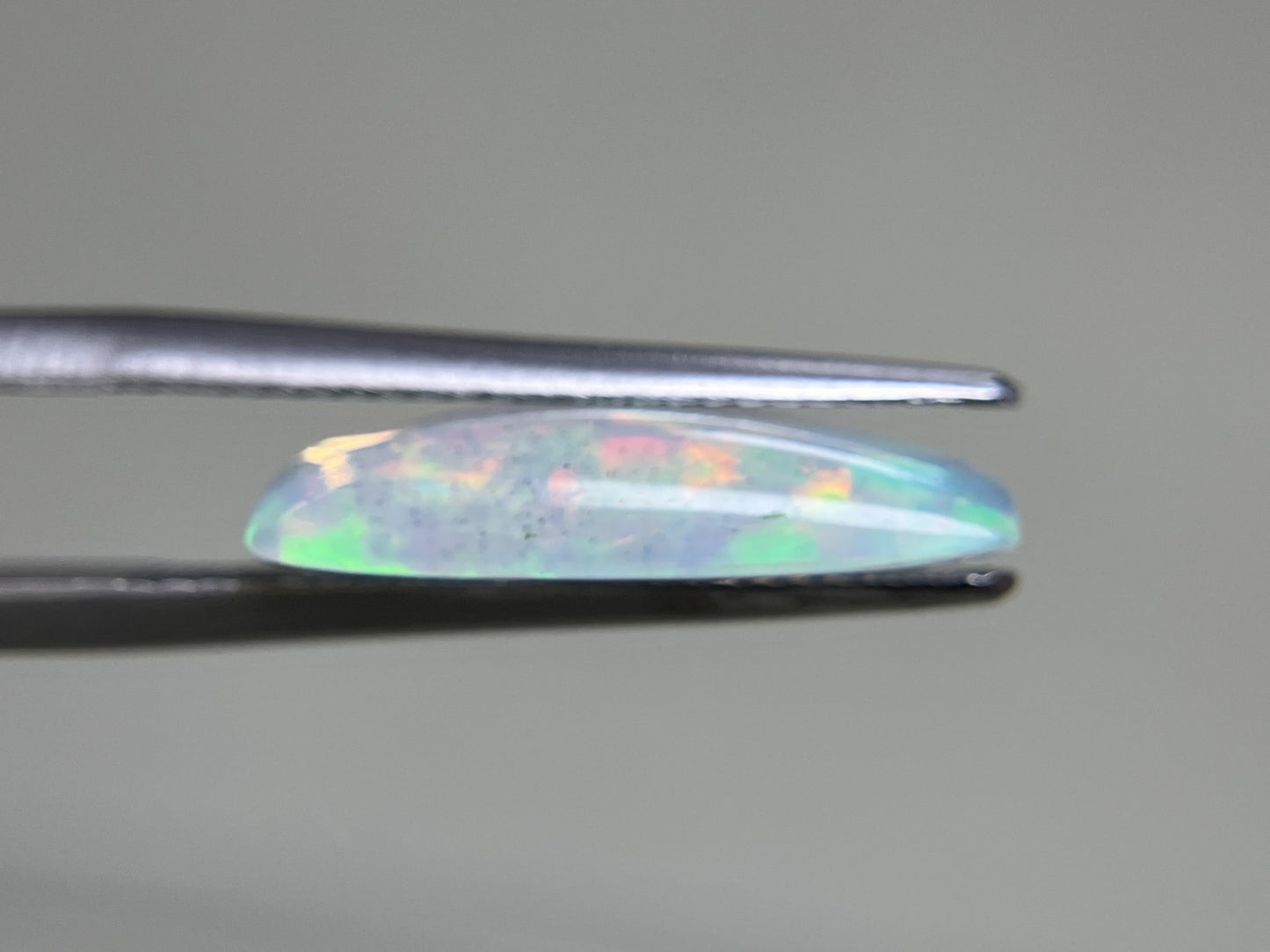オパール 2.972ct 宝石ソーティング付き 17.0㎜×7.7㎜×3.9㎜ ルース( 裸石 ) 3960YY