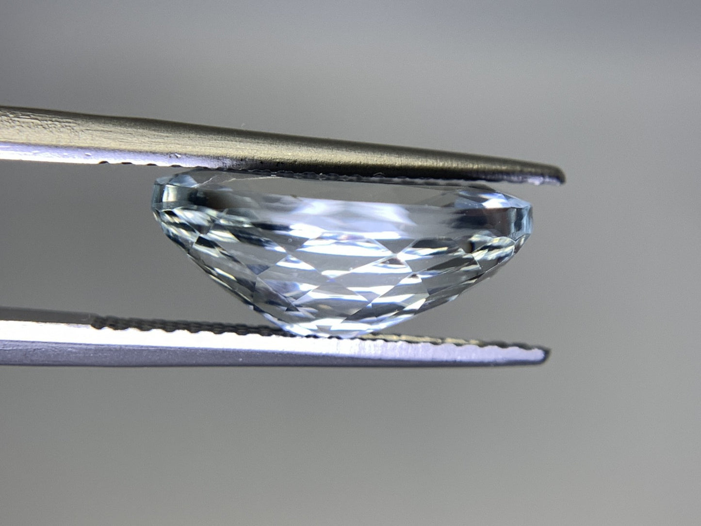 アクアマリン 5.260ct 宝石ソーティング付き 14.1㎜×10.1㎜×5.9㎜ ルース( 裸石 ) 2275Y