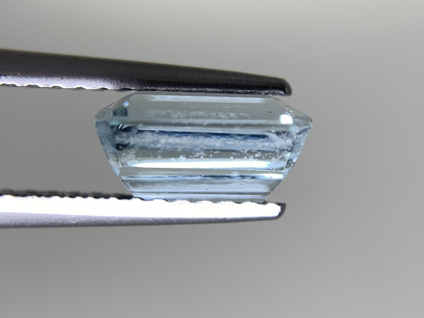 アクアマリン 1.663ct 宝石ソーティング付き 7.8㎜×6.4㎜×4.2㎜ 天然 ルース( 裸石 ) 4776Y
