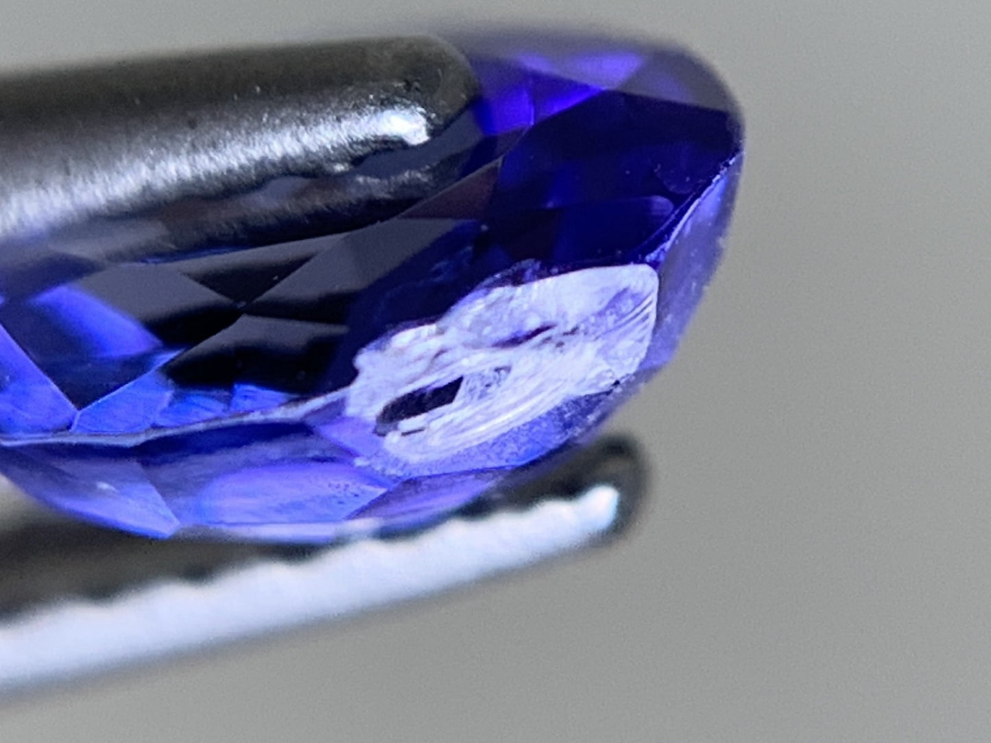 タンザナイト 天然 1.136ct 宝石ソーティング付き 7.7㎜×5.8㎜×3.3㎜ ルース( 裸石 ) 6591Y