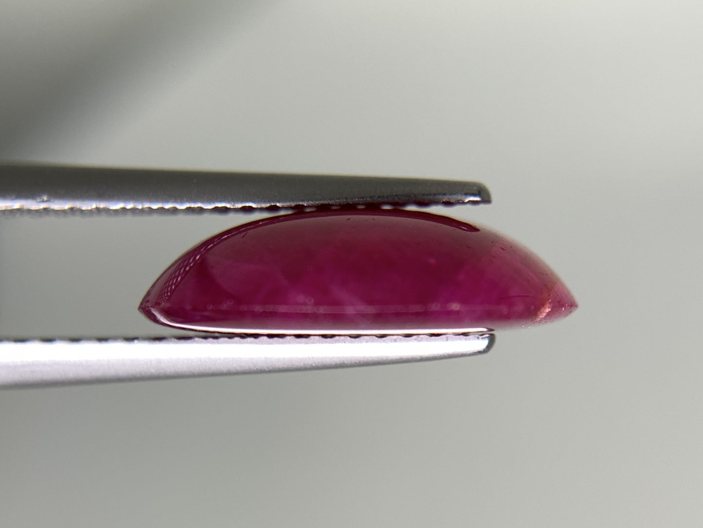 ルビー 天然 7.320ct 中央宝石ソーティング付き 14.3㎜×12.0㎜×4.1㎜ ルース( 裸石 ) 6646Y