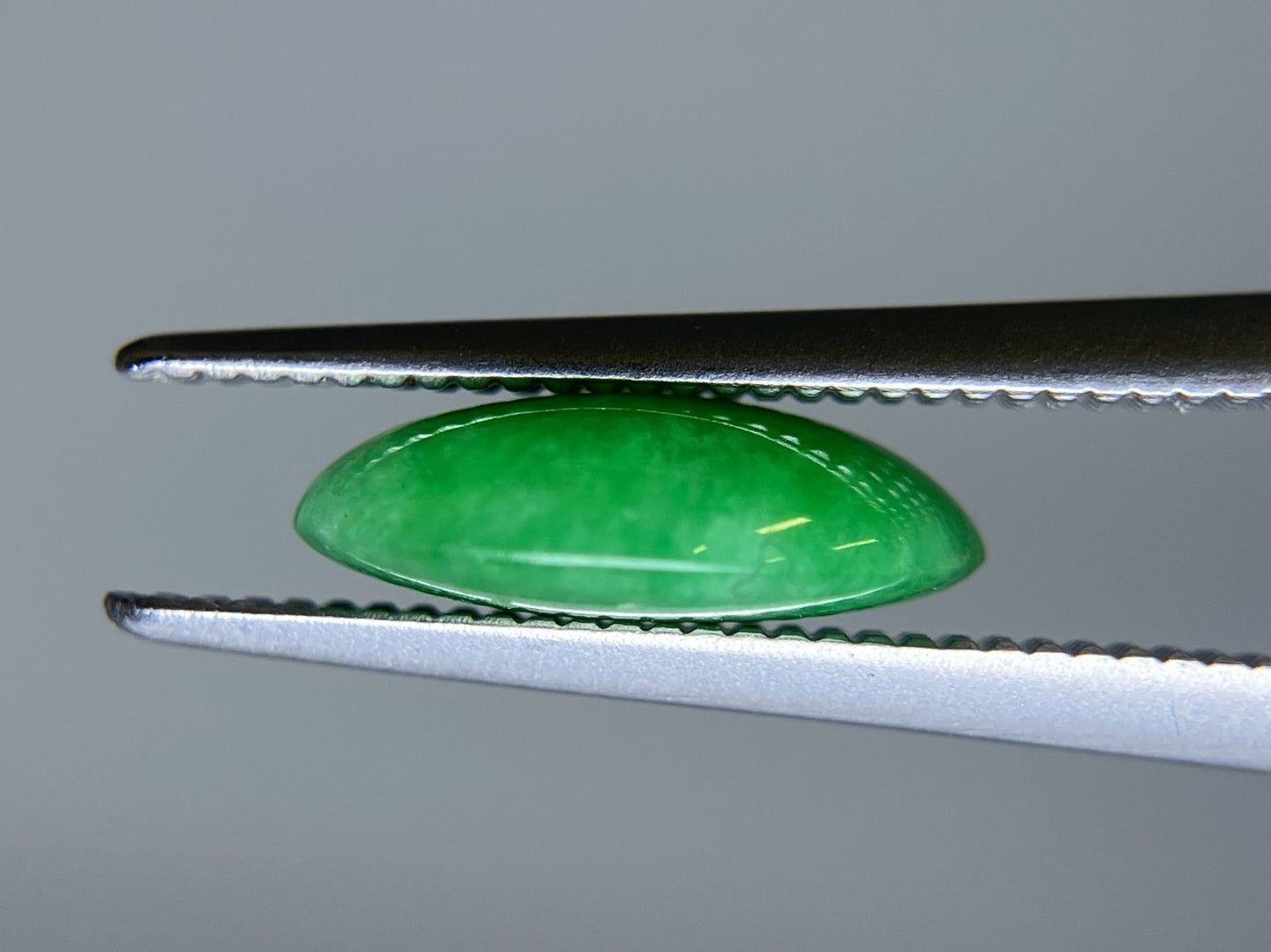 翡翠 2.222ct 宝石ソーティング付き 10.1㎜×7.7㎜×3.2㎜ ルース( 裸石 ) 4249S