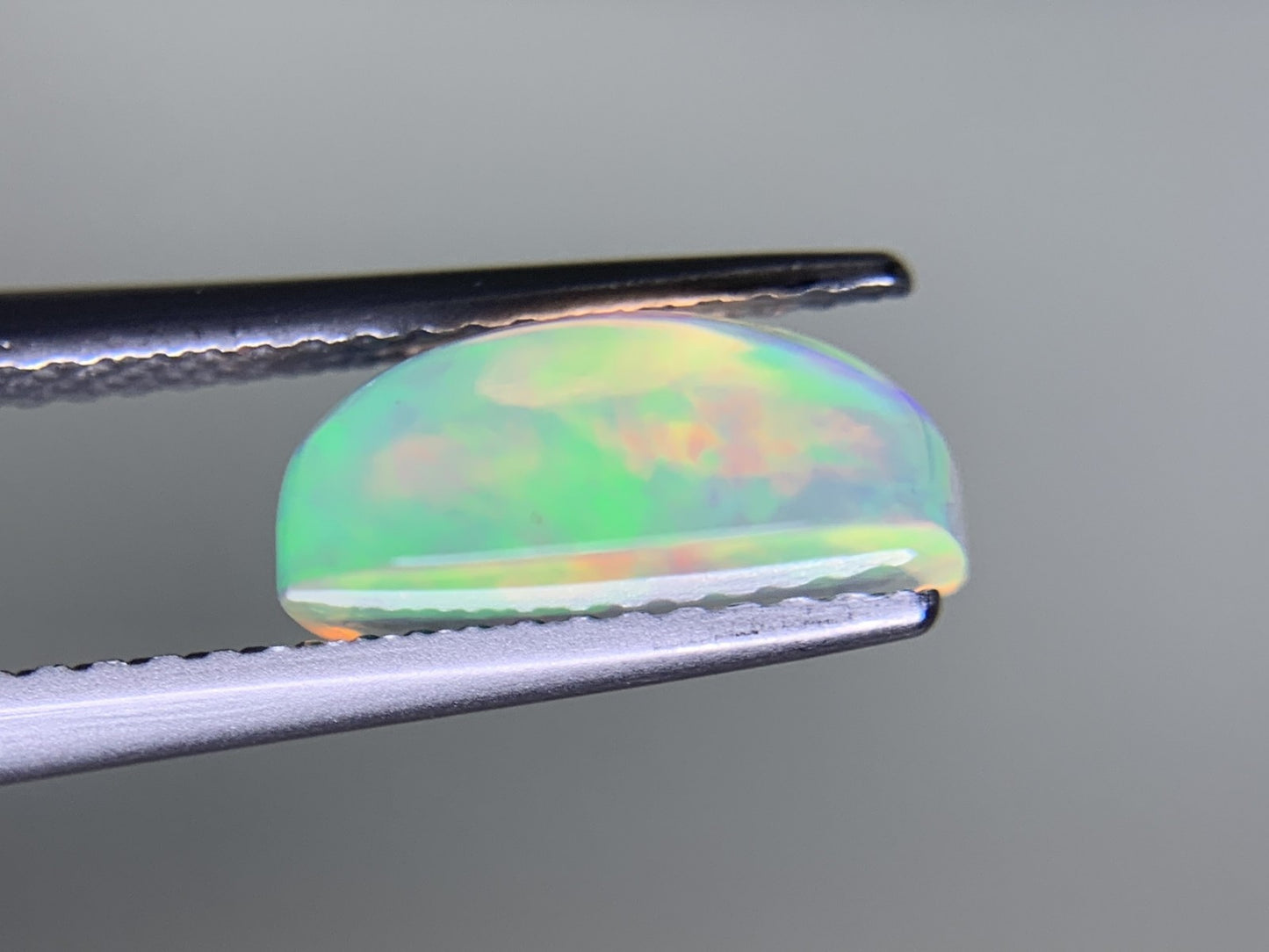 オパール 2.601ct 宝石ソーティング付き 10.8㎜×8.2㎜×4.8㎜ ルース( 裸石 ) 3370Y