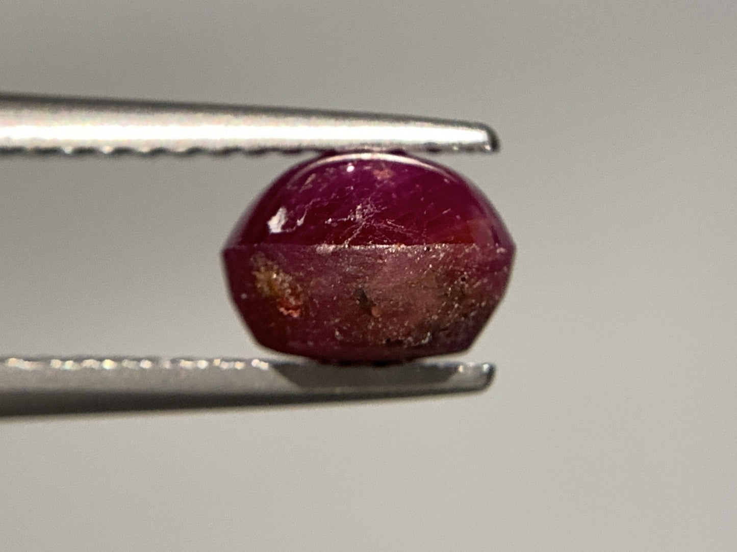 スターサファイア 2.115ct 宝石ソーティング付き 6.8㎜×6.0㎜×4.9㎜ ルース( 裸石 ) 2720Y