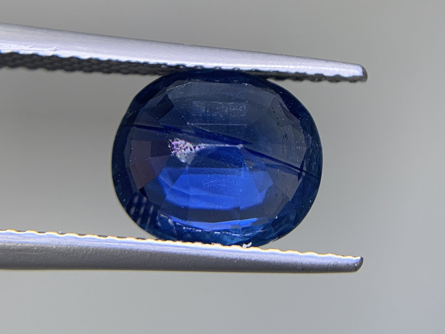 サファイア  3.151ct  宝石ソーティング付き  9.6㎜×8.3㎜×4.0㎜  ルース（ 裸石 ） 1748Y