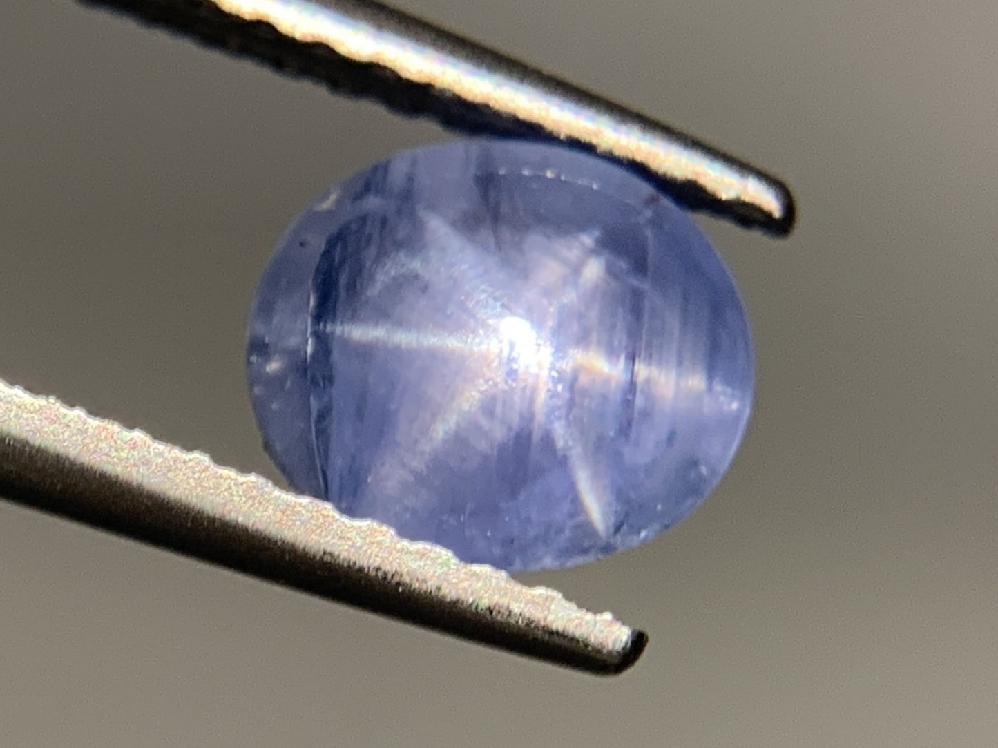 スターサファイア　1.628ct　宝石ソーティング付き　6.9㎜×6.2㎜×3.5㎜　ルース（ 裸石 ）　 1796Y