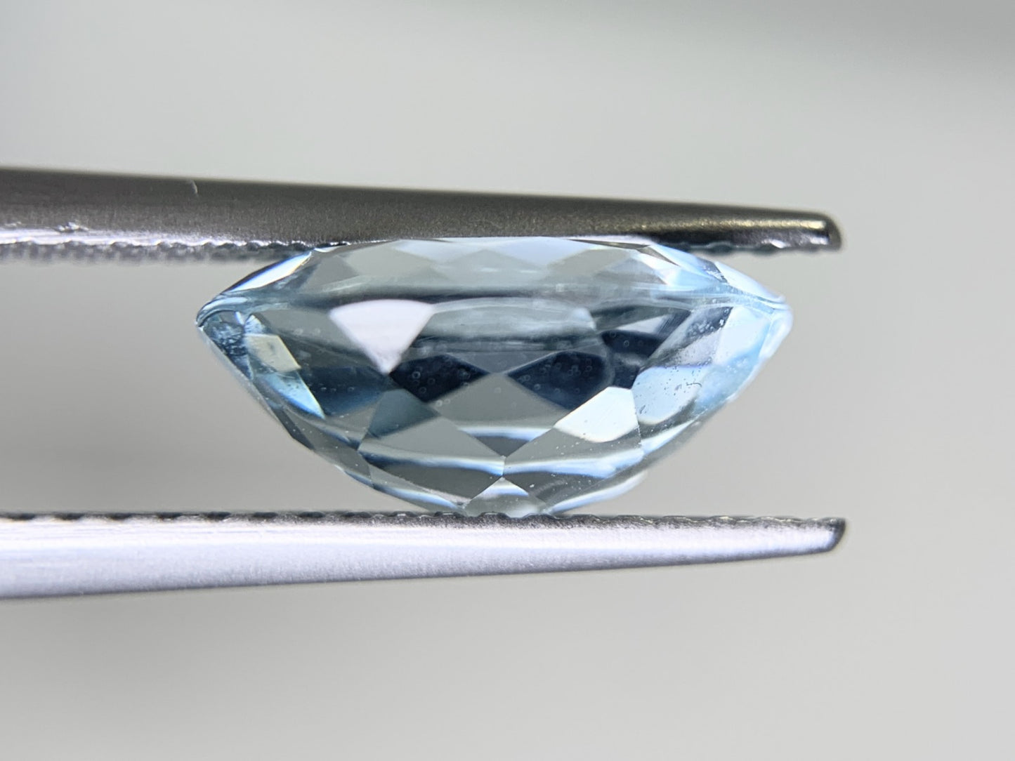 アクアマリン 2.986ct 宝石ソーティング付き 11.24㎜×8.90㎜×5.20㎜ ルース（ 裸石 ） 2002Y