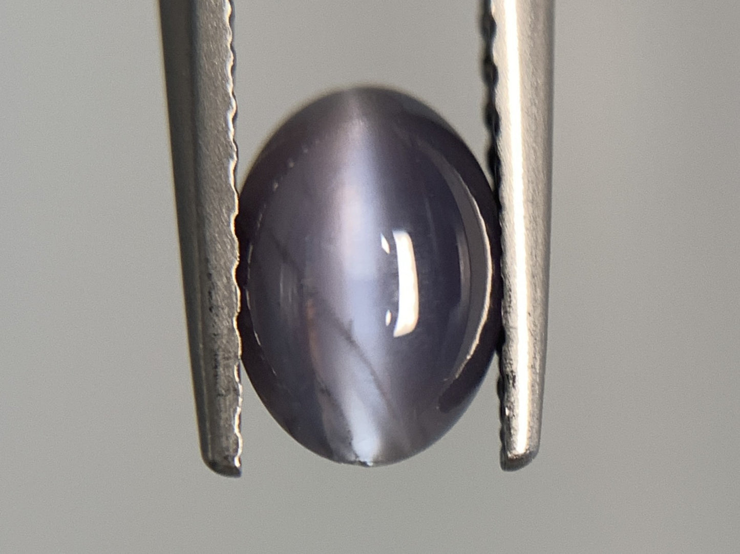 アレキサンドライトキャッツアイ  1.17ct  GIA宝石鑑別書付き  India Bluish Green changing to Grayish Purple 6.48㎜×5.84㎜×4.38㎜  ルース（ 裸石 ）   2052Y