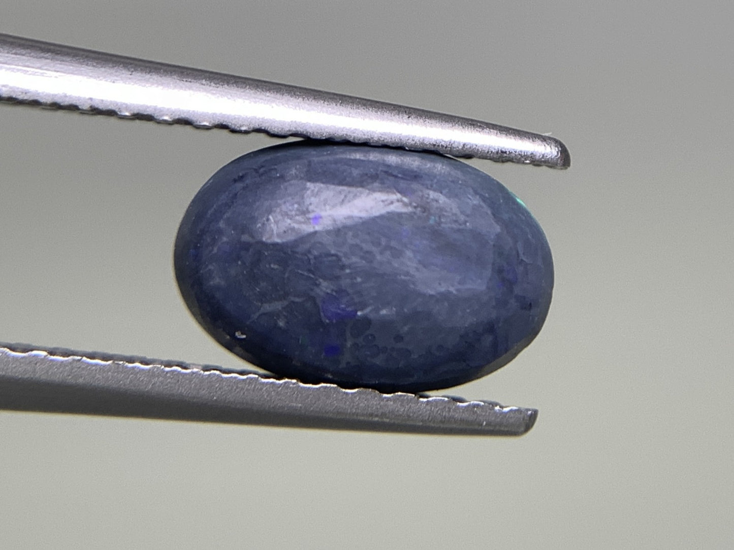 ブラックオパール 1.114ct 宝石ソーティング付き 8.3㎜×5.7㎜×3.7㎜ ルース（ 裸石 ） 2629Y
