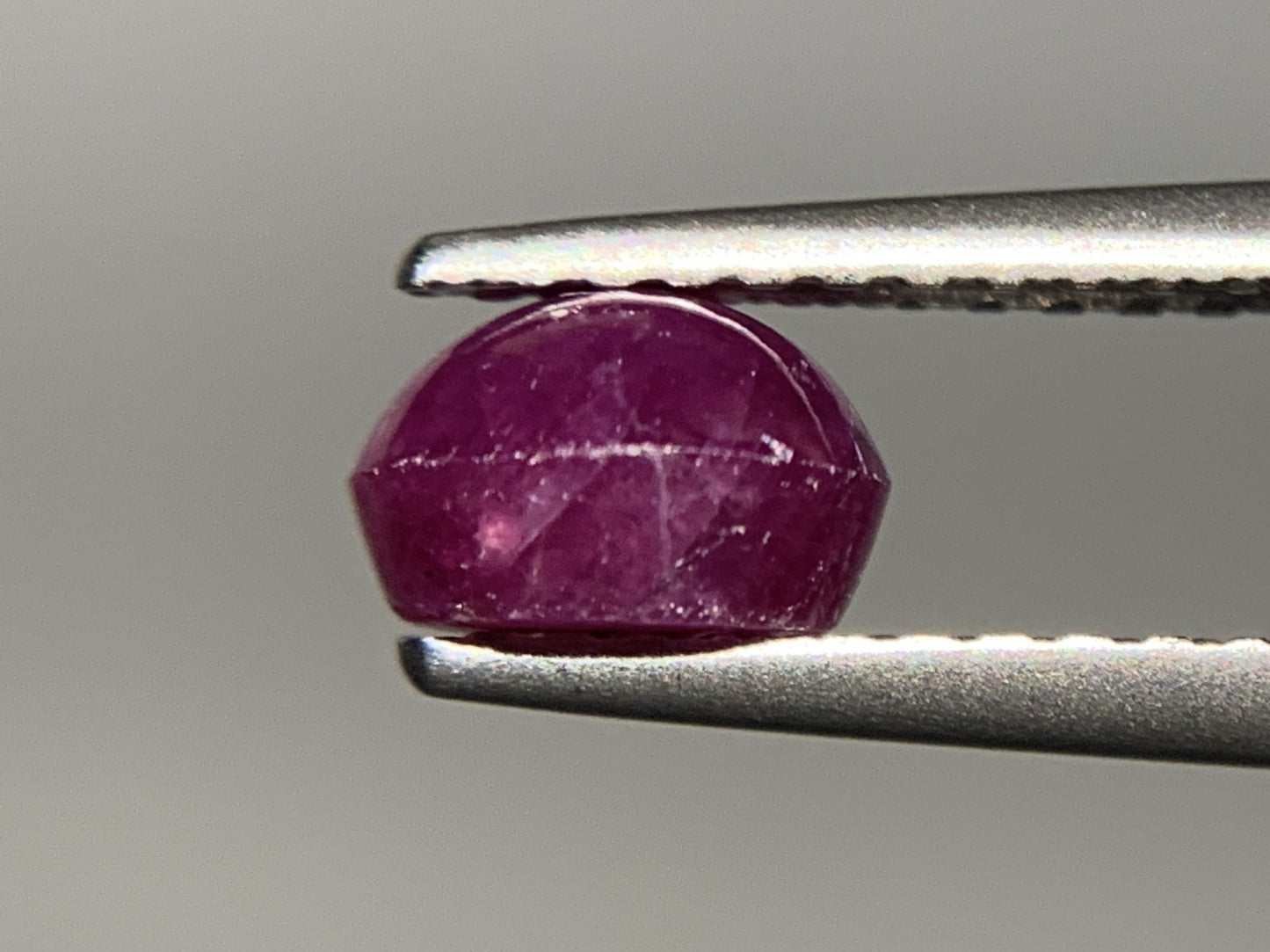 スターサファイア 1.227ct  宝石ソーティング付き  5.9㎜×5.0㎜×3.8㎜  ルース（ 裸石 ） 2723Y