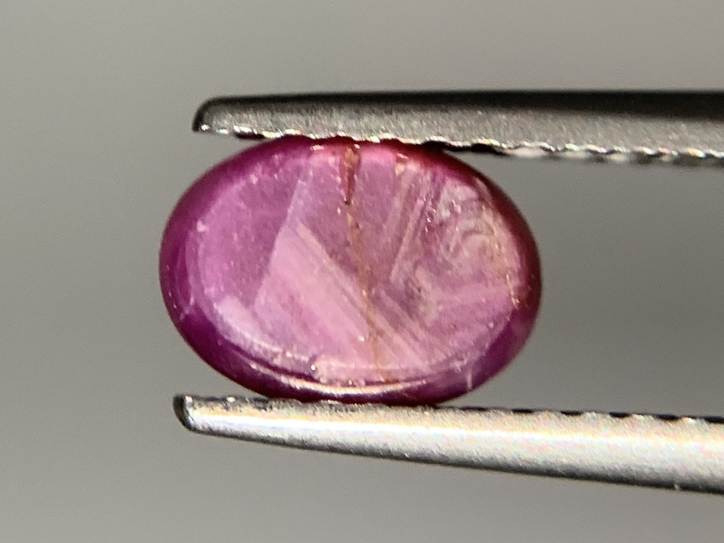 スターサファイア 1.288ct  宝石ソーティング付き  6.8㎜×5.1㎜×3.3㎜  ルース（ 裸石 ） 2729Y