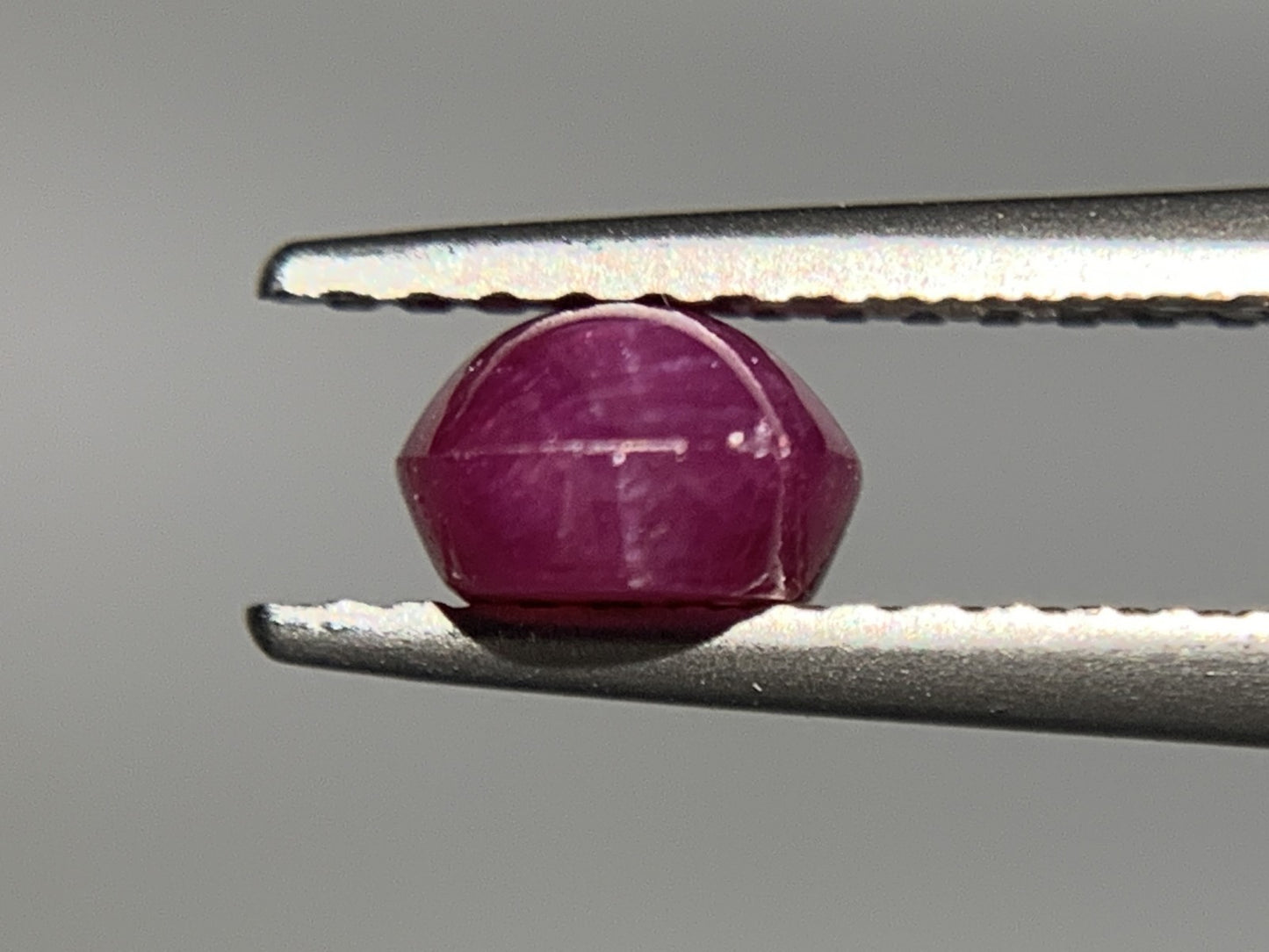 スターサファイア 1.288ct  宝石ソーティング付き  6.8㎜×5.1㎜×3.3㎜  ルース（ 裸石 ） 2729Y