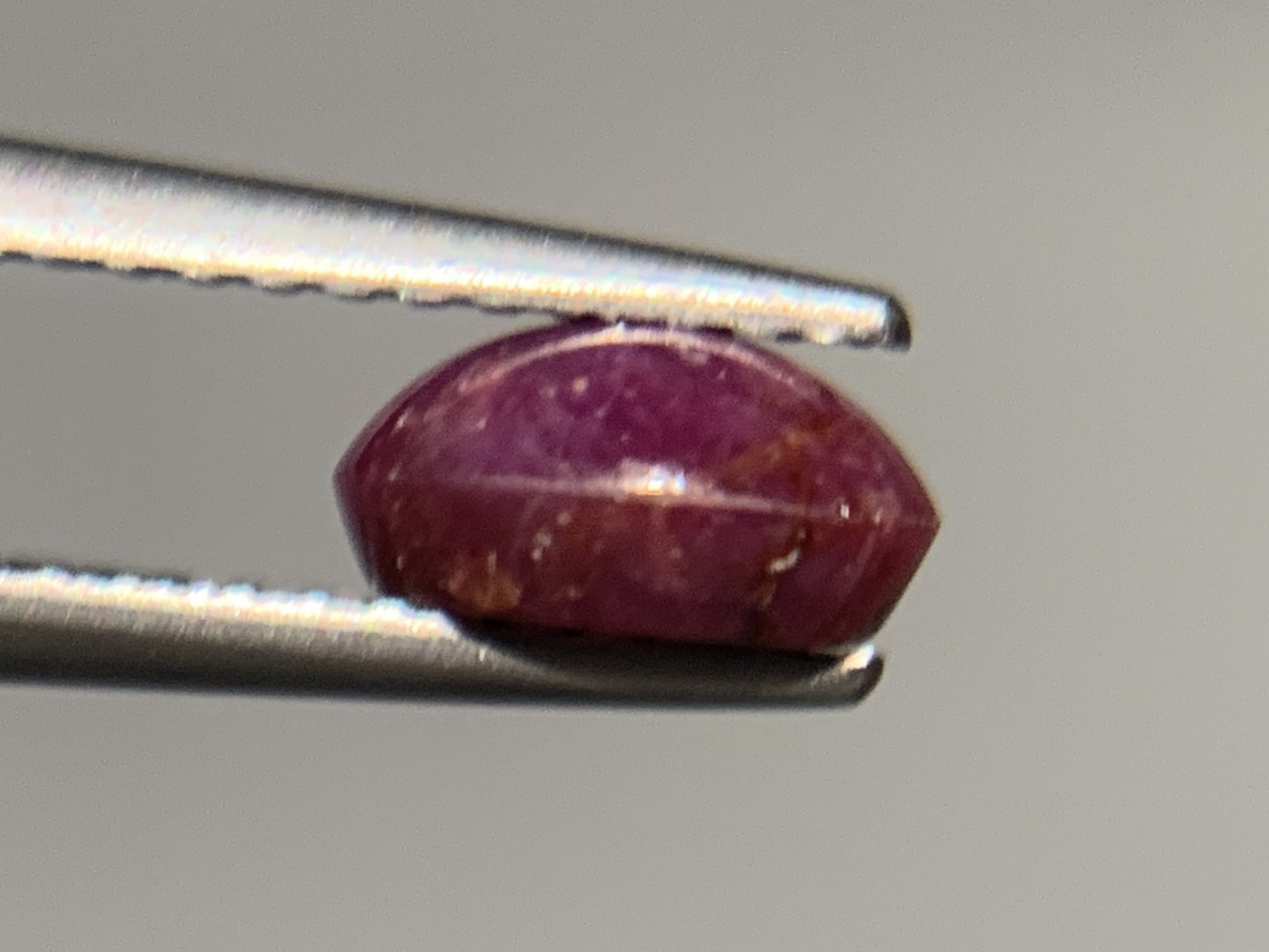 スターサファイア 1.336ct 宝石ソーティング付き 7.0㎜×5.1㎜×3.5㎜ ルース（ 裸石 ） 2738Y