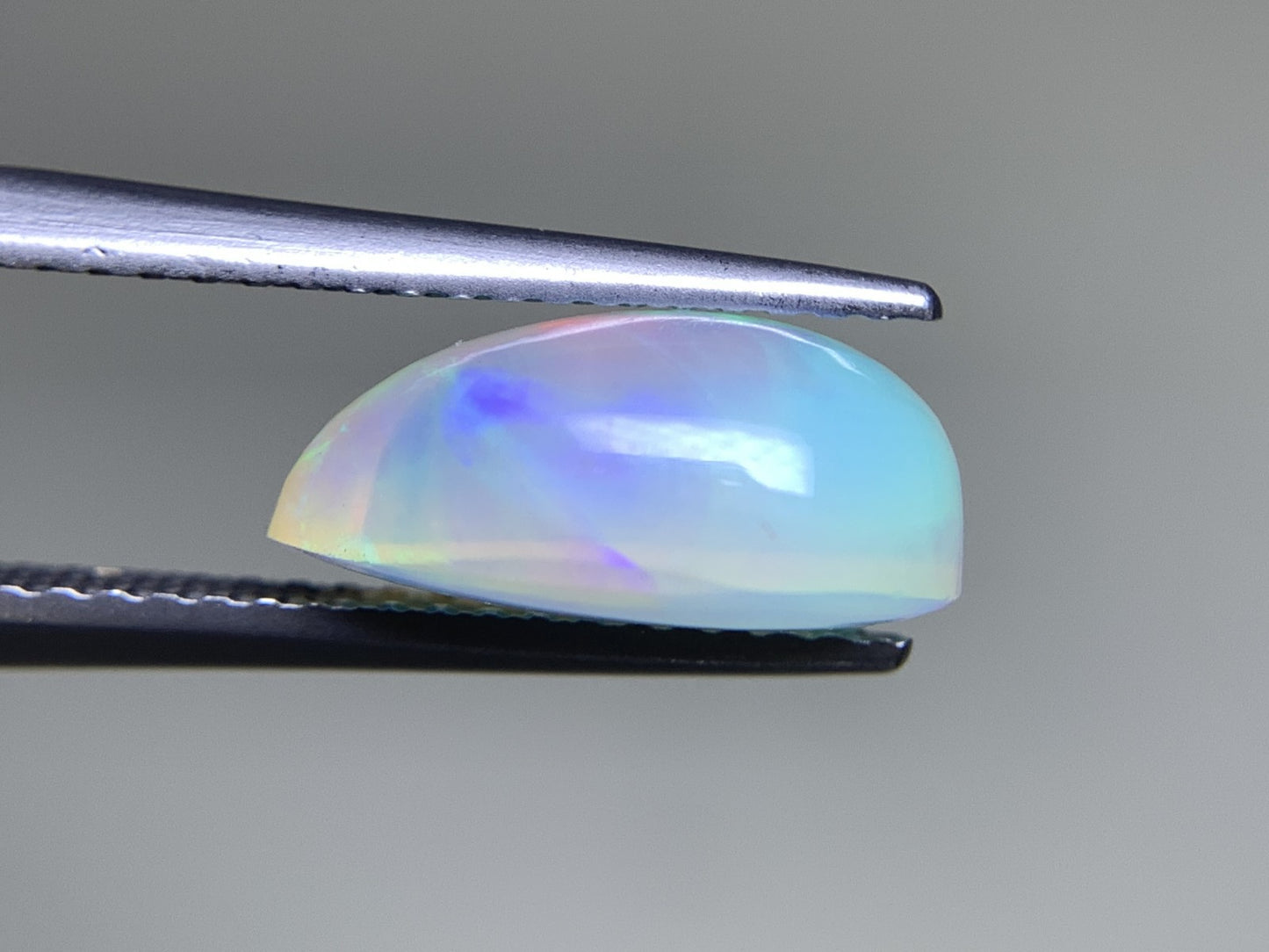 ハニカムオパール 2.420ct 宝石ソーティング付き  11.9㎜×8.1㎜×5.3㎜  ルース（ 裸石 ） 2925Y