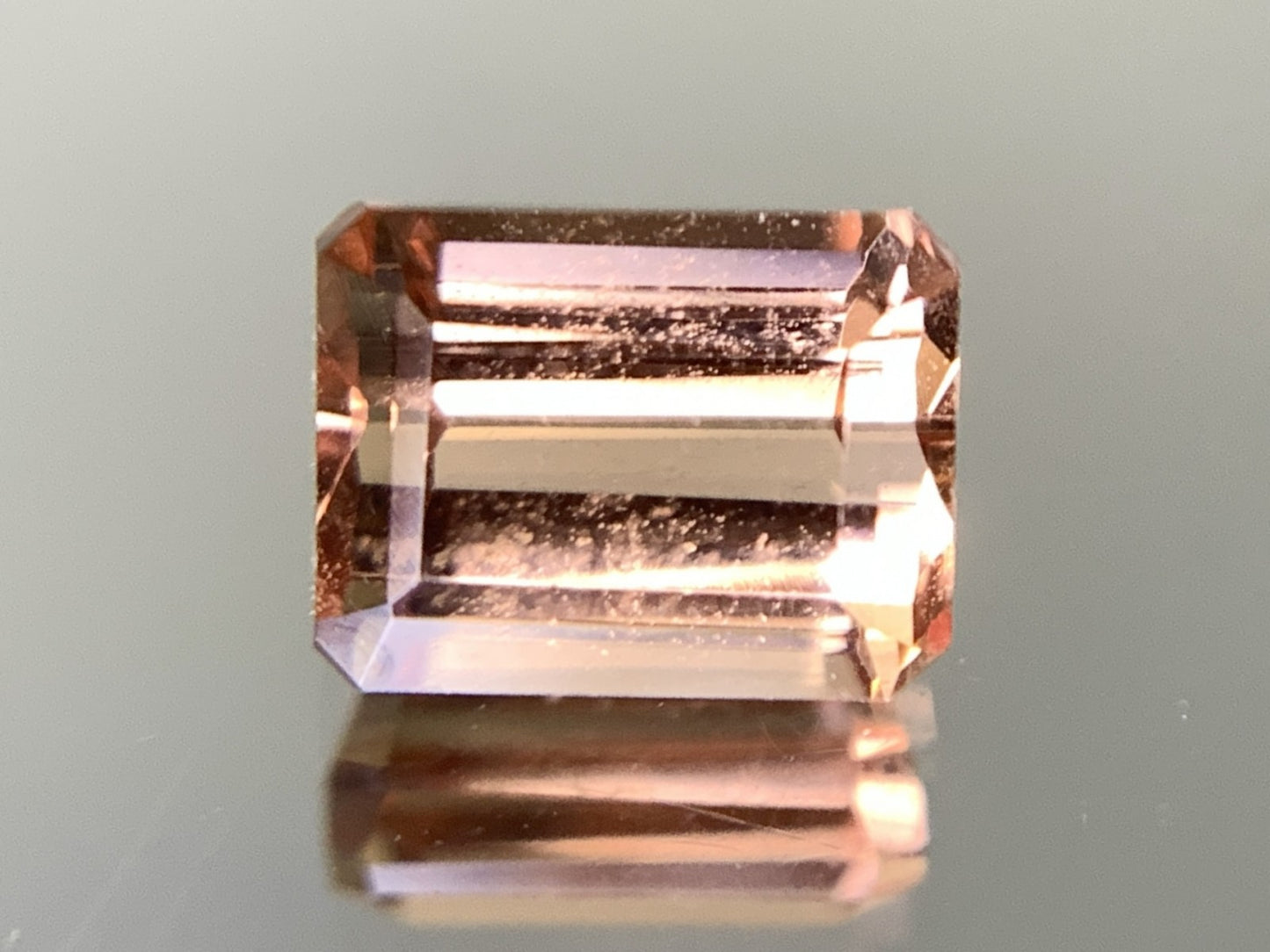 インペリアルトパーズ 1.489ct 宝石ソーティング付き  6.6㎜×5.0㎜×4.0㎜  ルース（ 裸石 ） 2958Y