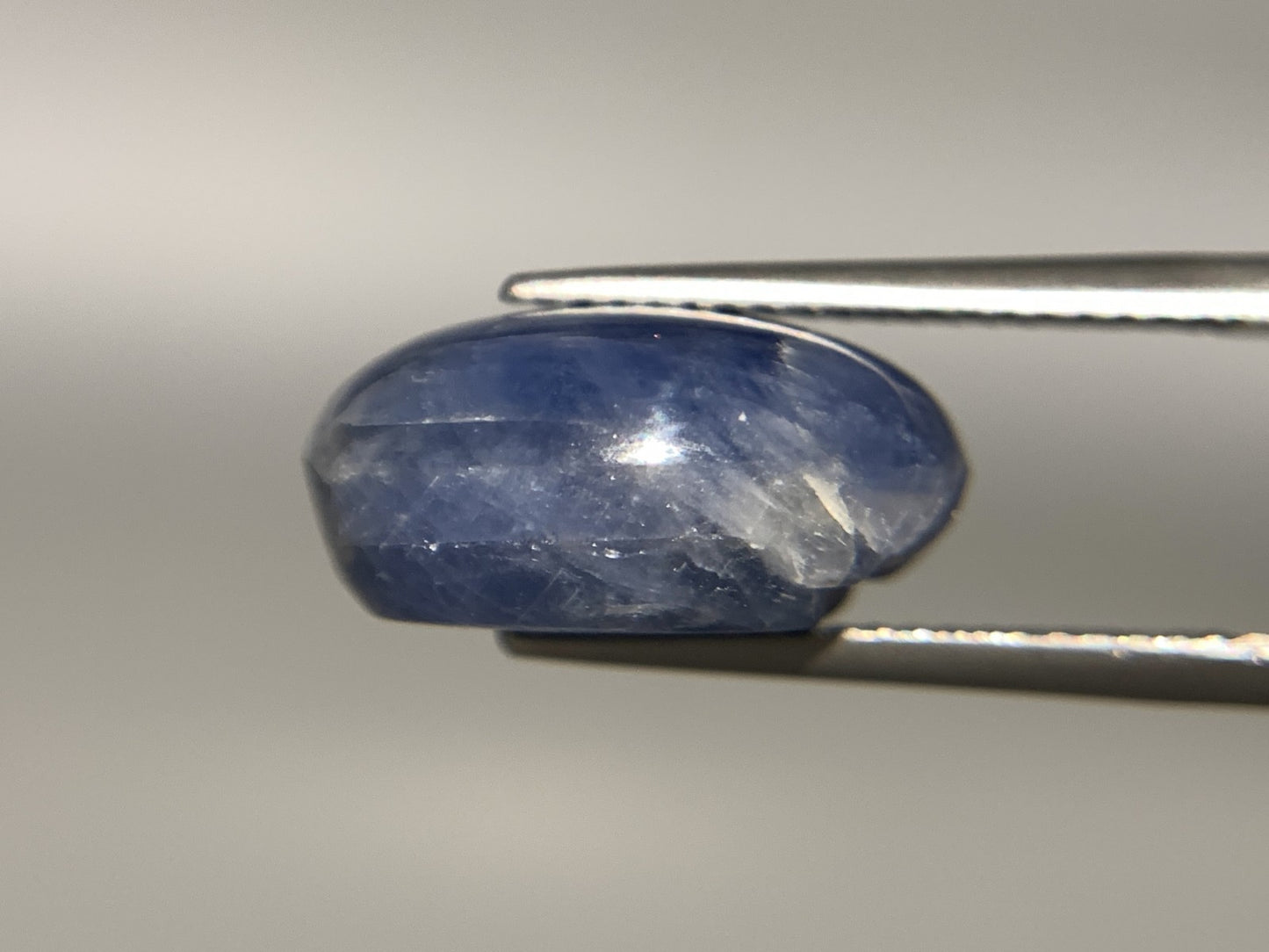 スターサファイア 17.534ct 宝石ソーティング付き  15.5㎜×12.8㎜×7.6㎜  ルース（ 裸石 ） 2995Y