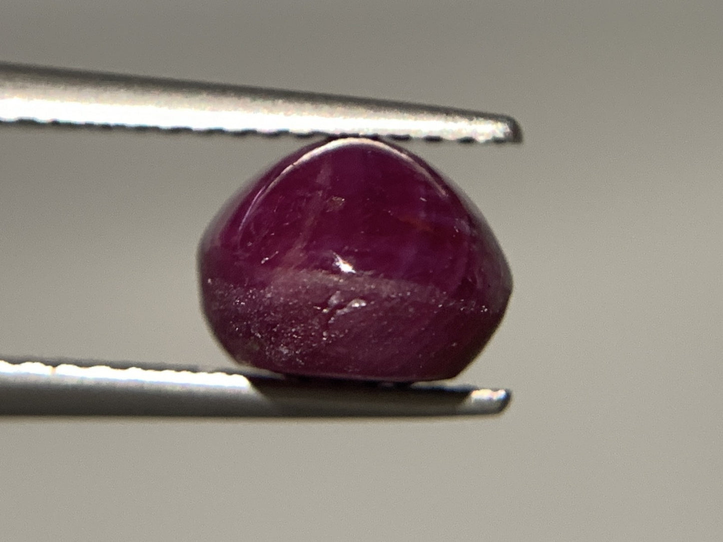 スタールビー 5.419ct 宝石ソーティング付き  10.0㎜×8.0㎜×6.2㎜  ルース（ 裸石 ） 2997Y