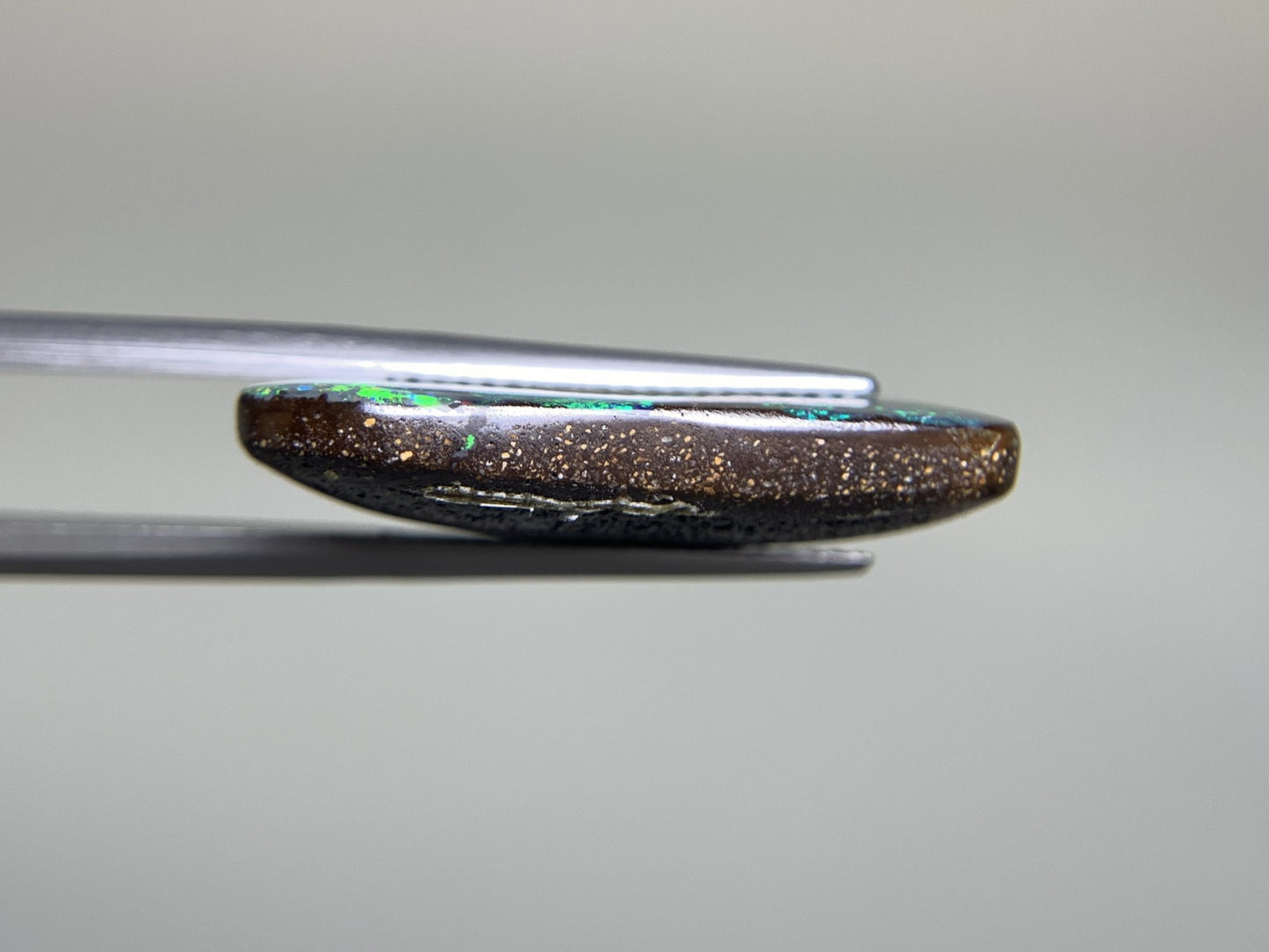 ボルダーオパール 14.918ct 宝石ソーティング付き  24.9㎜×14.9㎜×5.2㎜  ルース（ 裸石 ） 3003Y