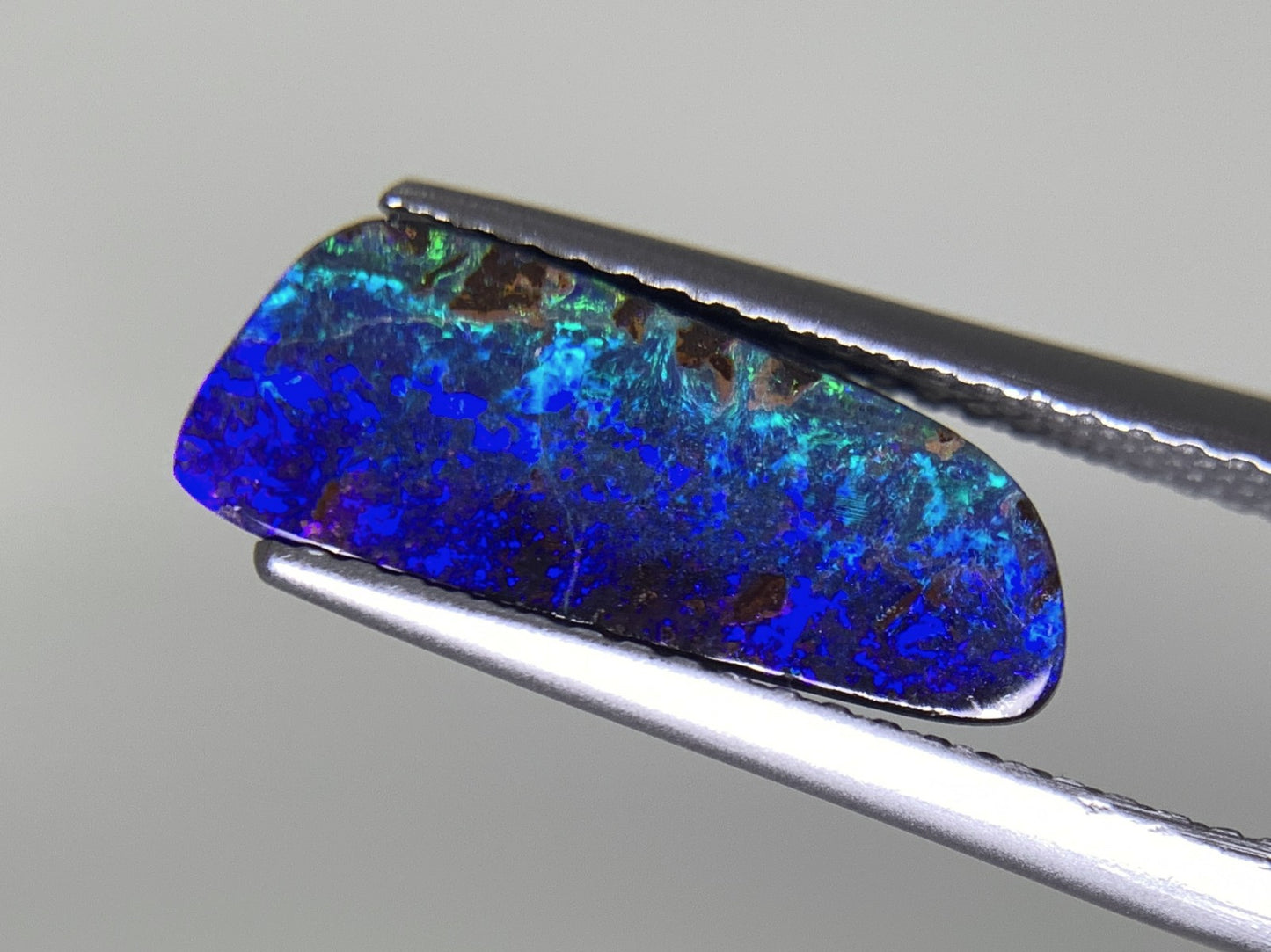 ボルダーオパール 3.429ct 宝石ソーティング付き  15.1㎜×6.0㎜×3.6㎜  ルース（ 裸石 ） 3006Y